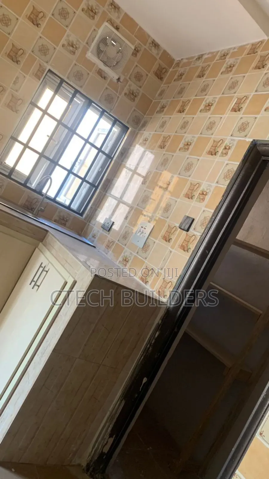 4bdrm Block of Flats in Benin City for rent