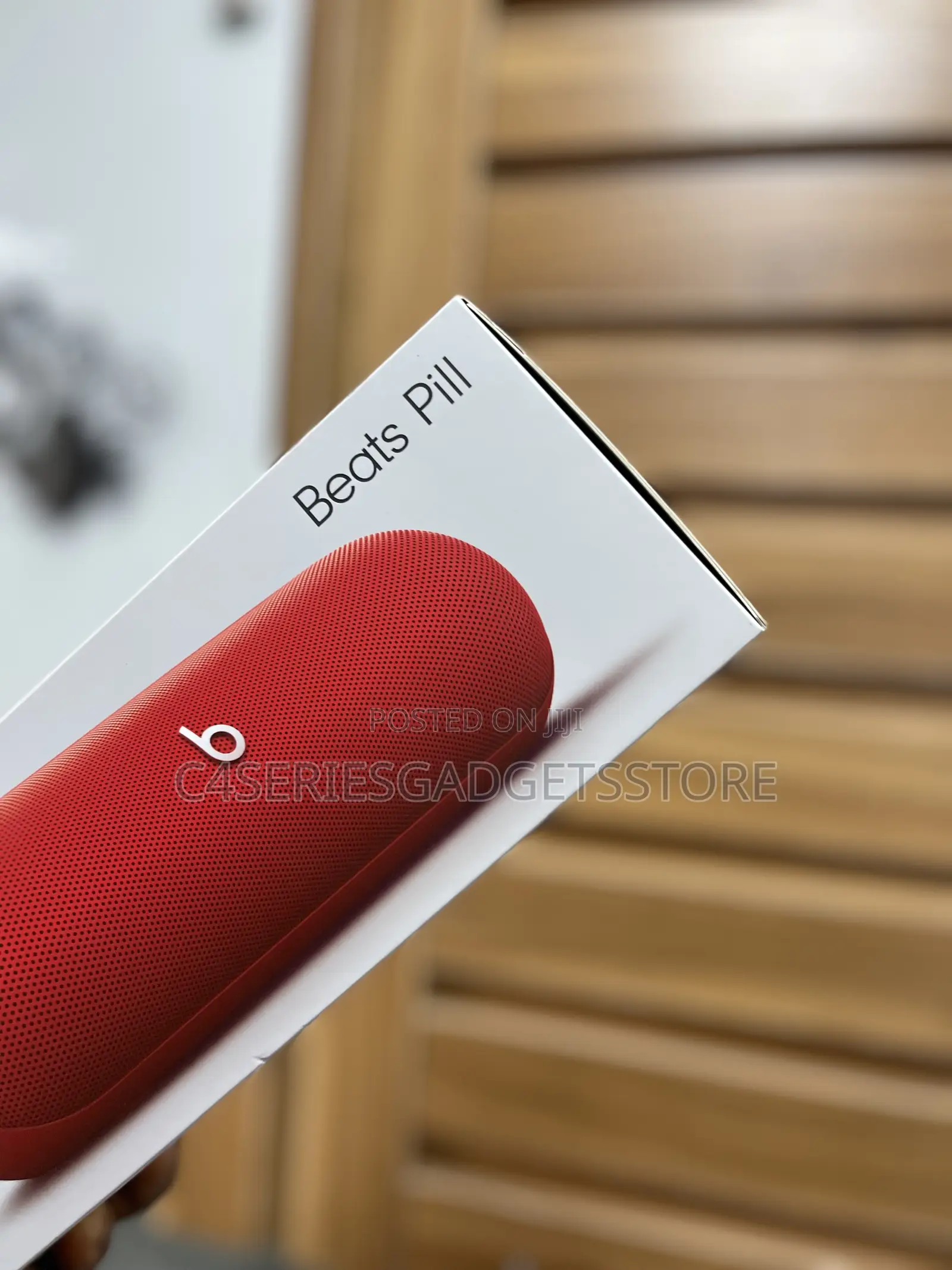 Beats Pill