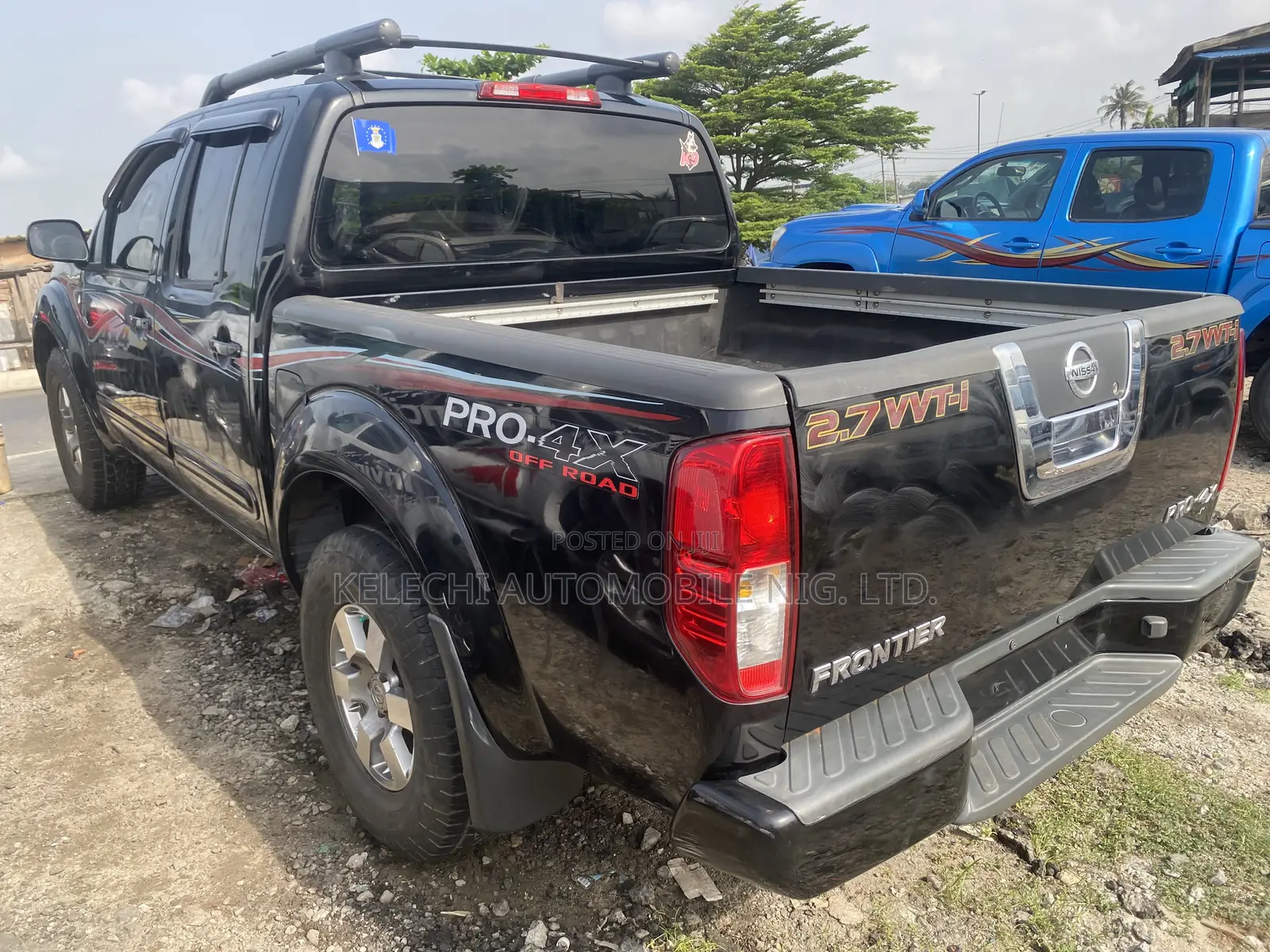 Nissan Frontier Crew Cab PRO-4X 2012 Black