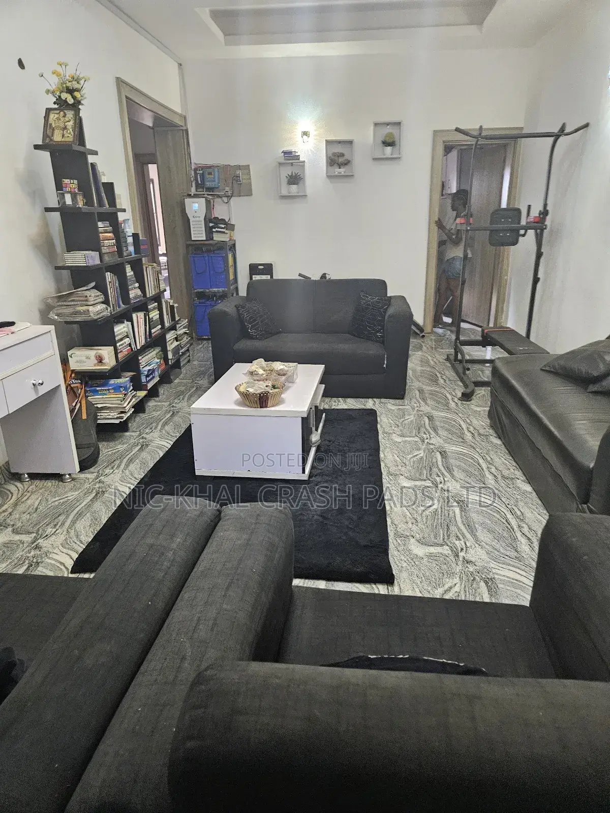 2bdrm Block of Flats in News Engineering for rent