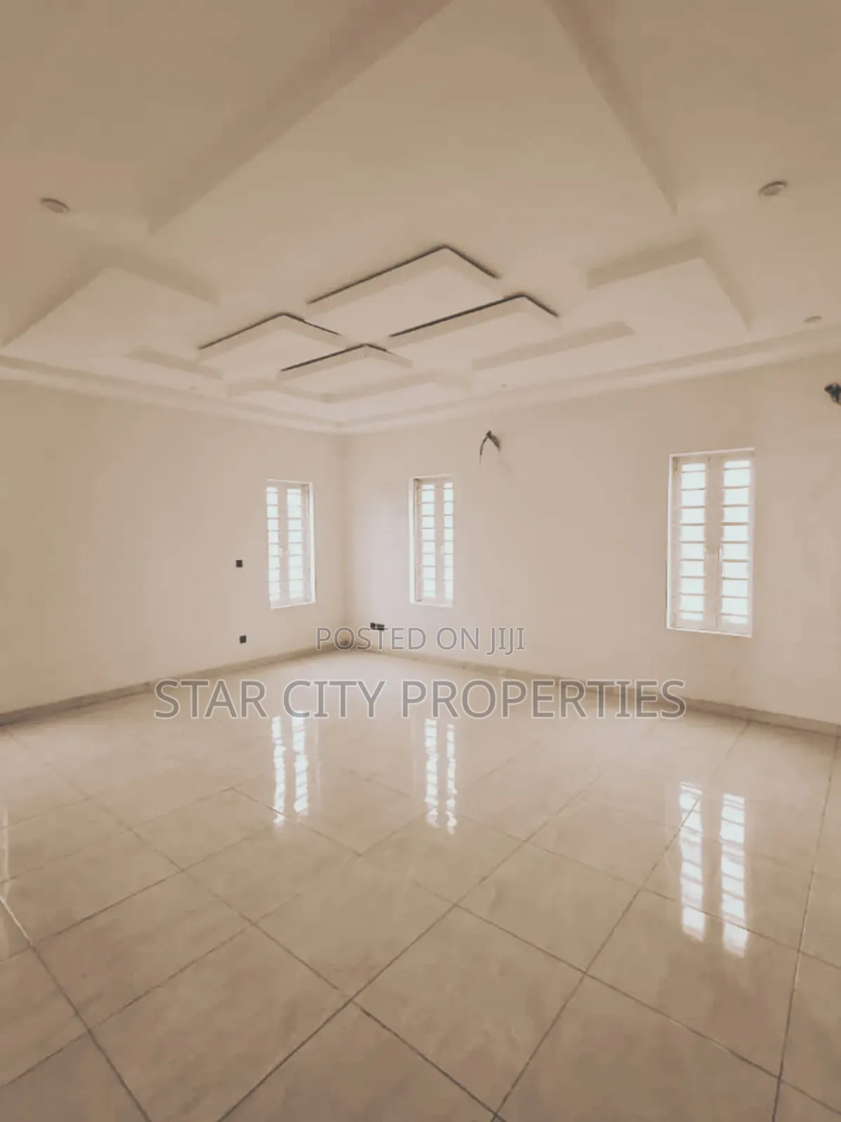 5bdrm Duplex in Magodo Phase 2 for sale