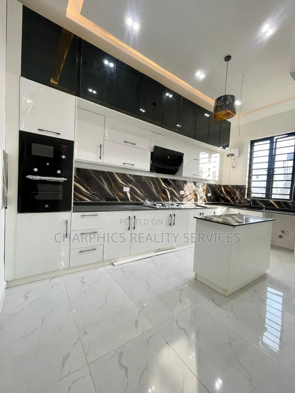 5bdrm Duplex in Ajah for sale