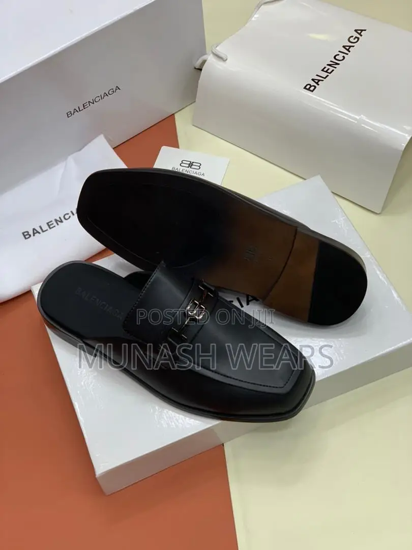 BALENCIAGA Leather Half Shoe