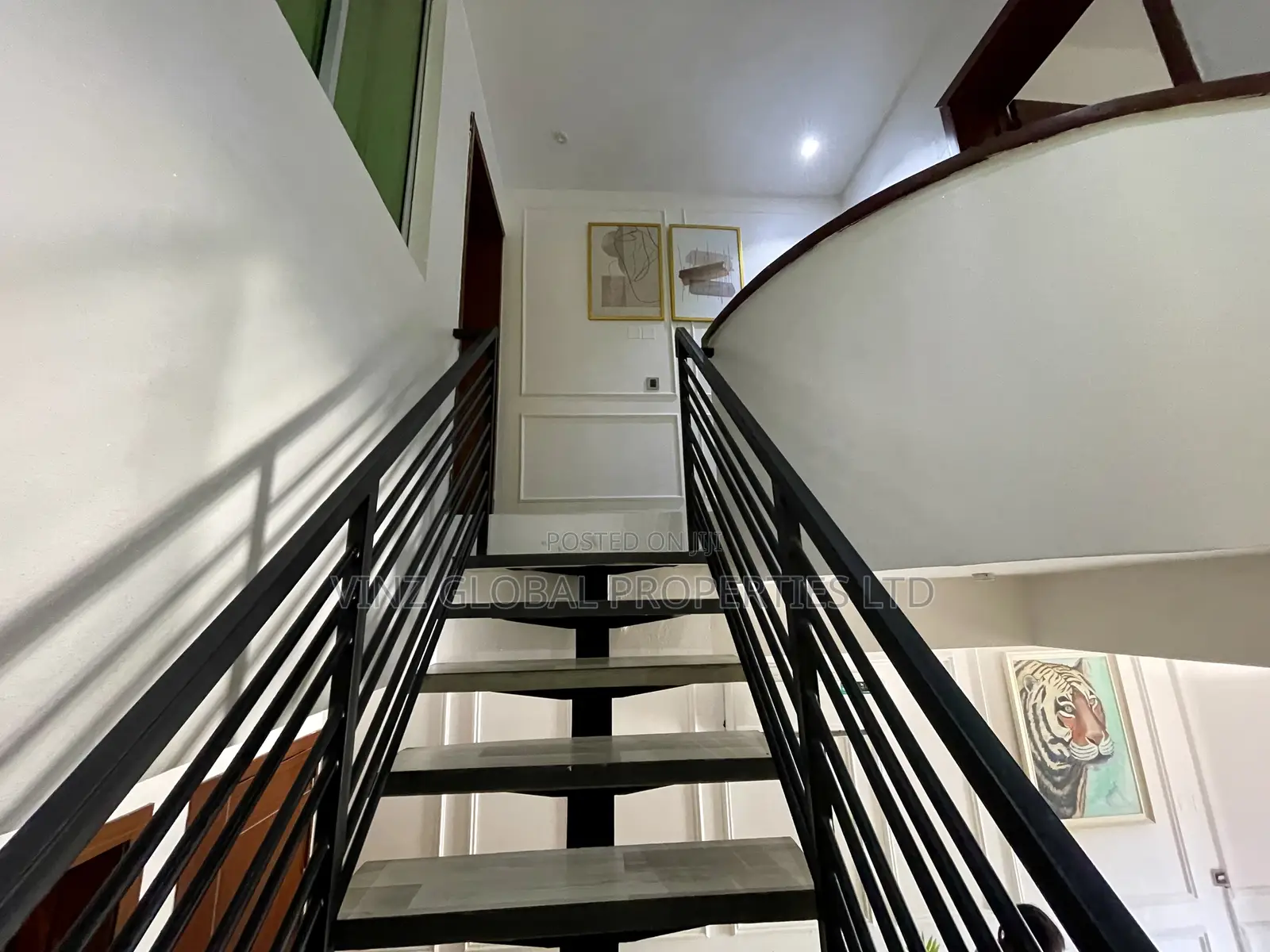 Luxury 2 Bedroom Duplex Swimming Pool, Tennis, Basketball