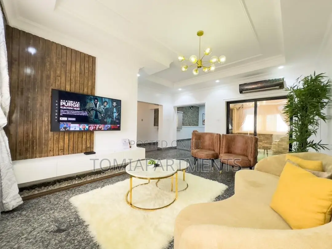 Spacious 3 Bedroom Duplex Shortlet With Snooker in Lekki