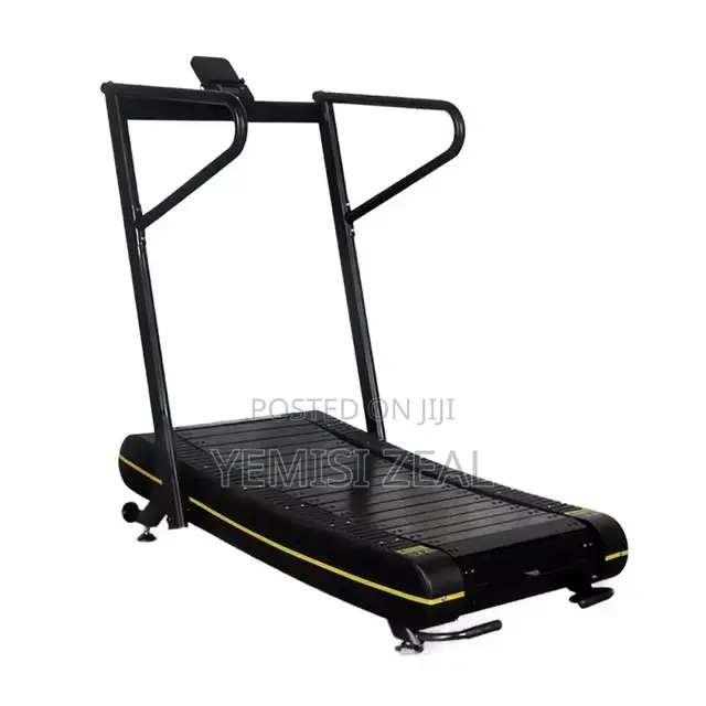 Curved Powered Treadmill Machine