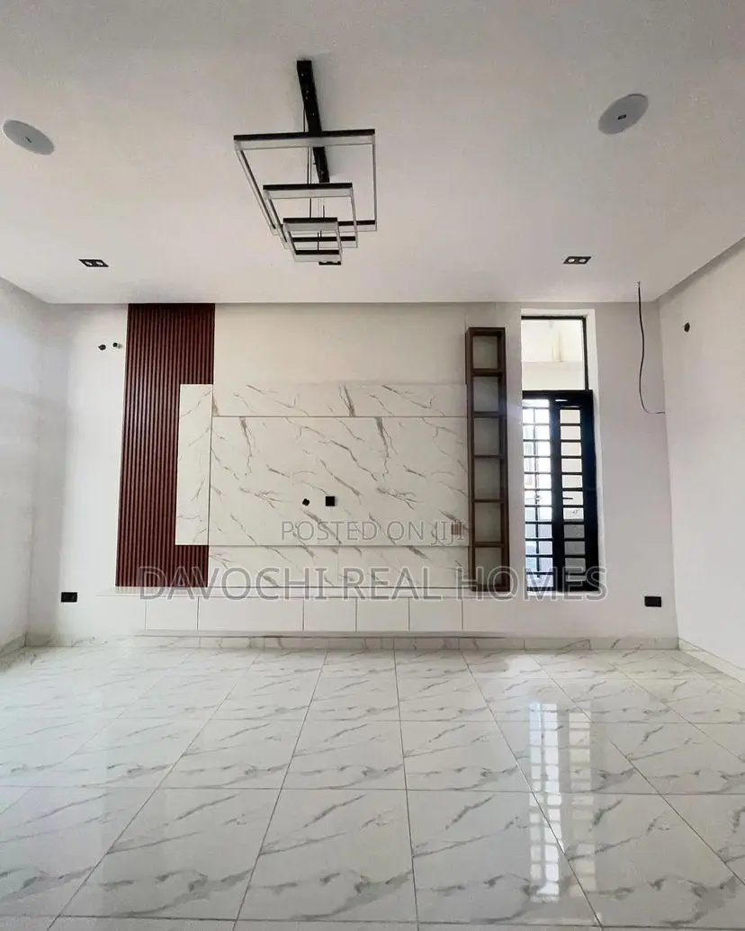 Furnished 4bdrm Duplex in Ikota for rent