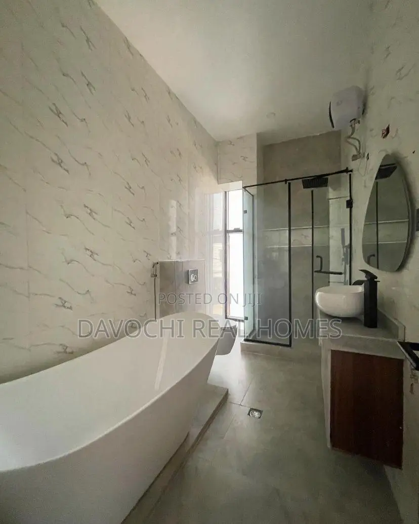 Furnished 4bdrm Duplex in Ikota for rent
