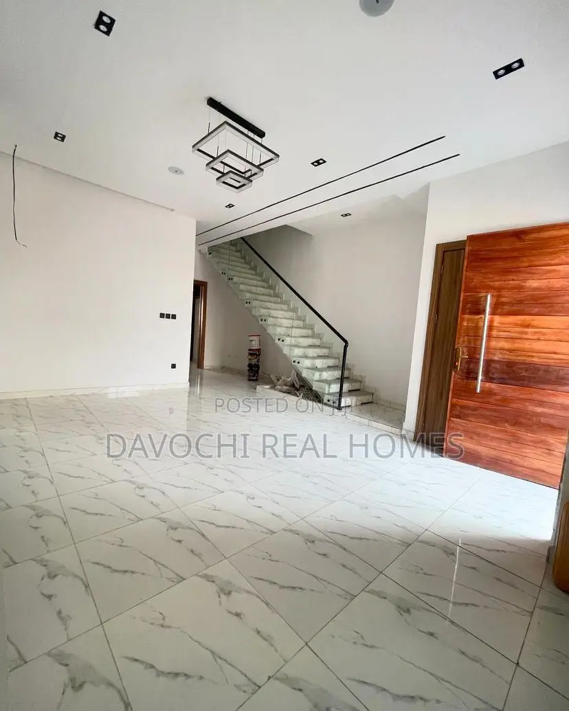 Furnished 4bdrm Duplex in Ikota for rent