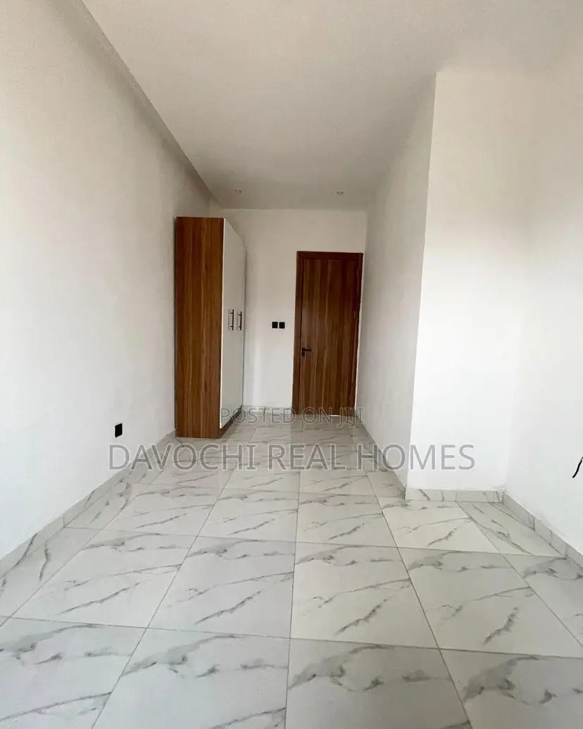 Furnished 4bdrm Duplex in Ikota for rent