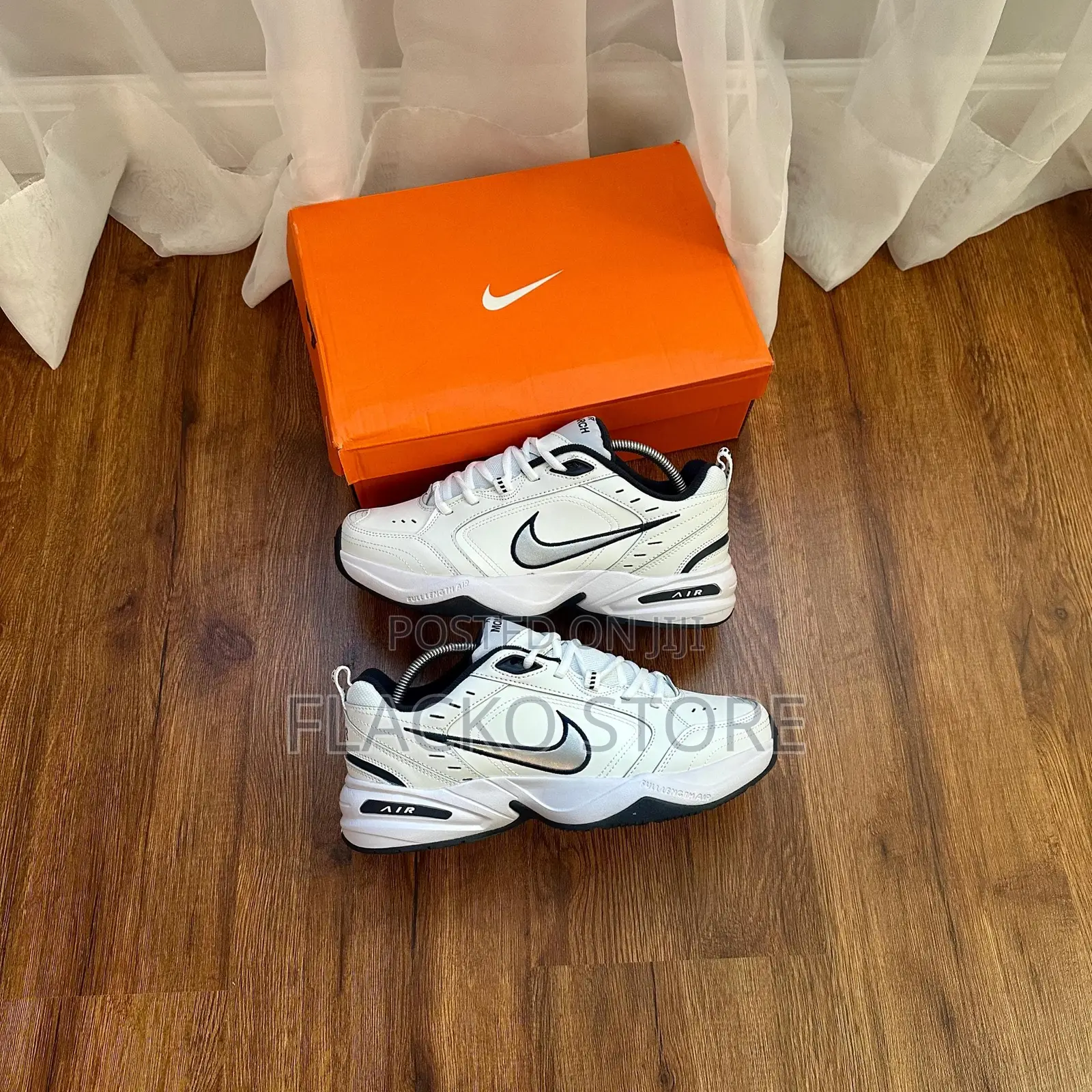 Original Nike Air Monarch Iv Y2k Sneakers