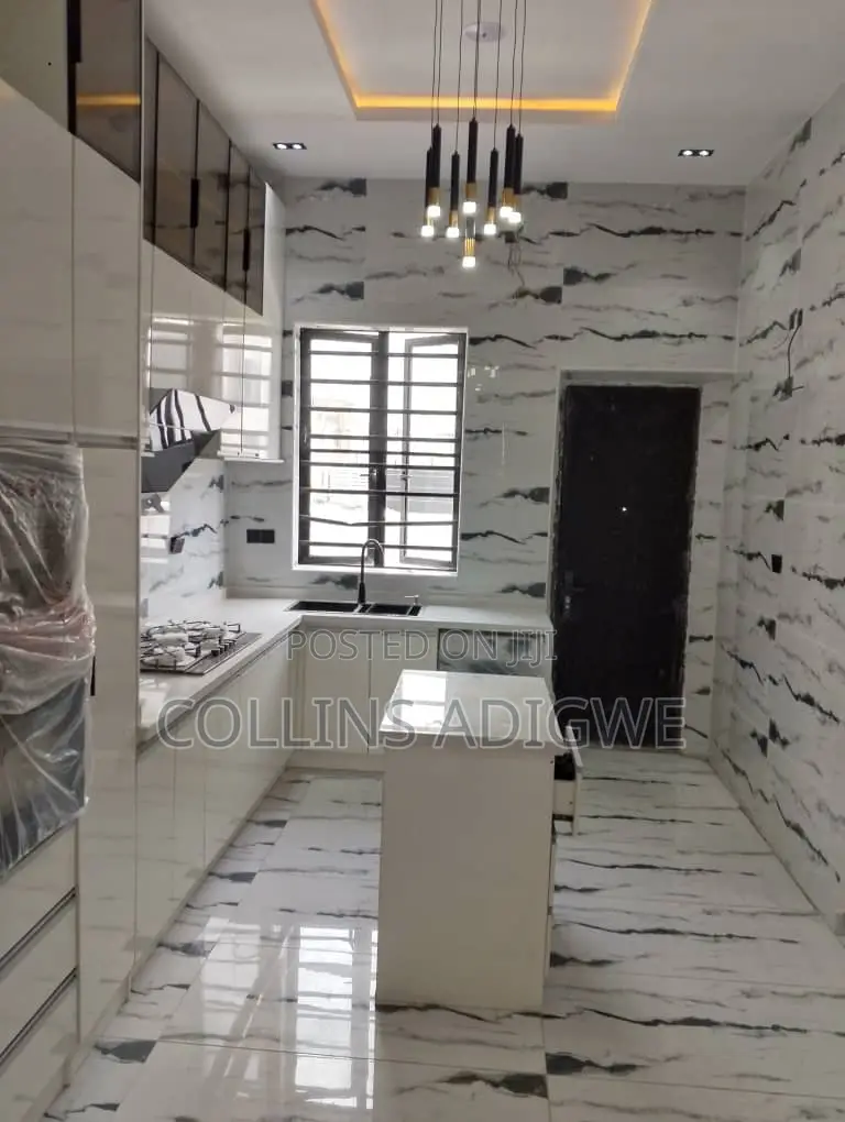 5bdrm Duplex in Code Estate Ajah for sale