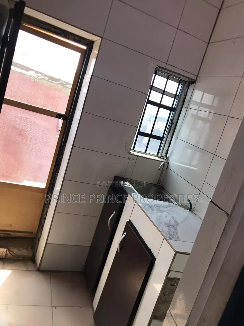 1bdrm Bedsitter in Surulere for rent