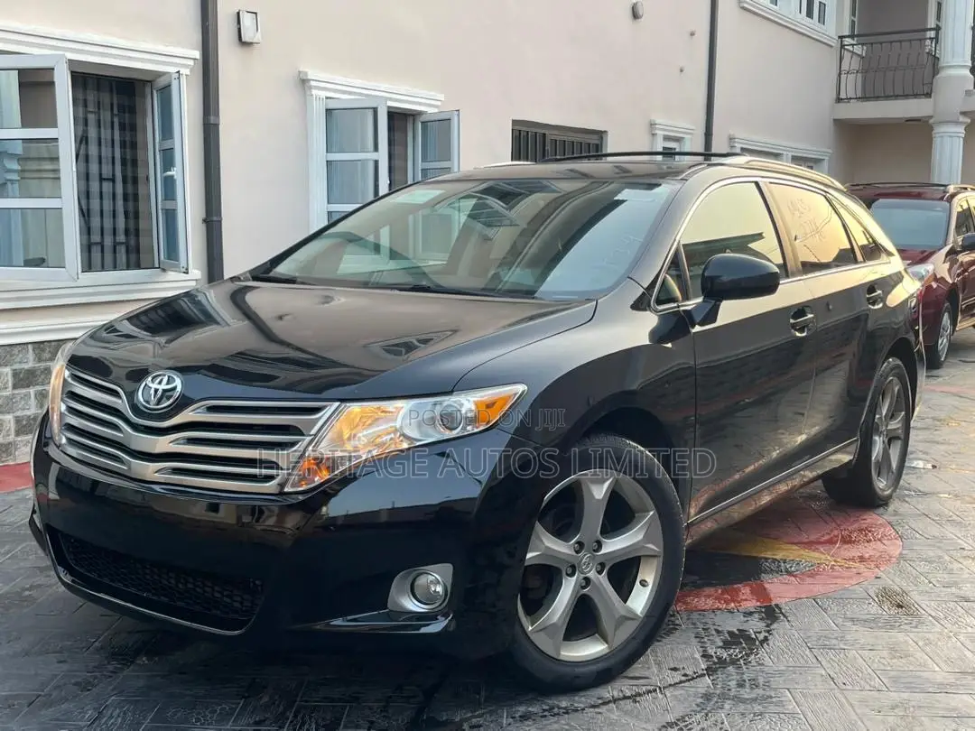 Toyota Venza 2010 Black