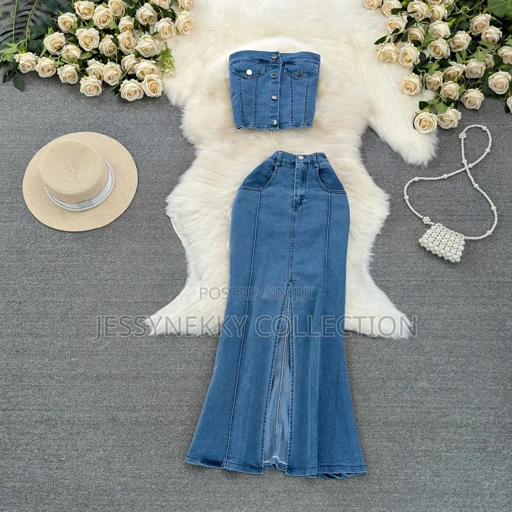 Quality Female Skirt and Tube Top Set