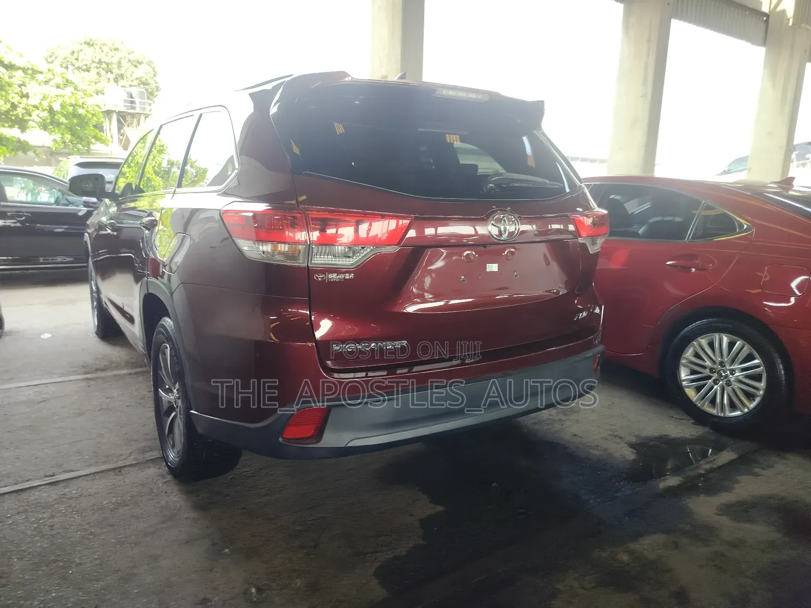 Toyota Highlander XLE 4x2 V6 (3.5L 6cyl 8A) 2017 Burgundy