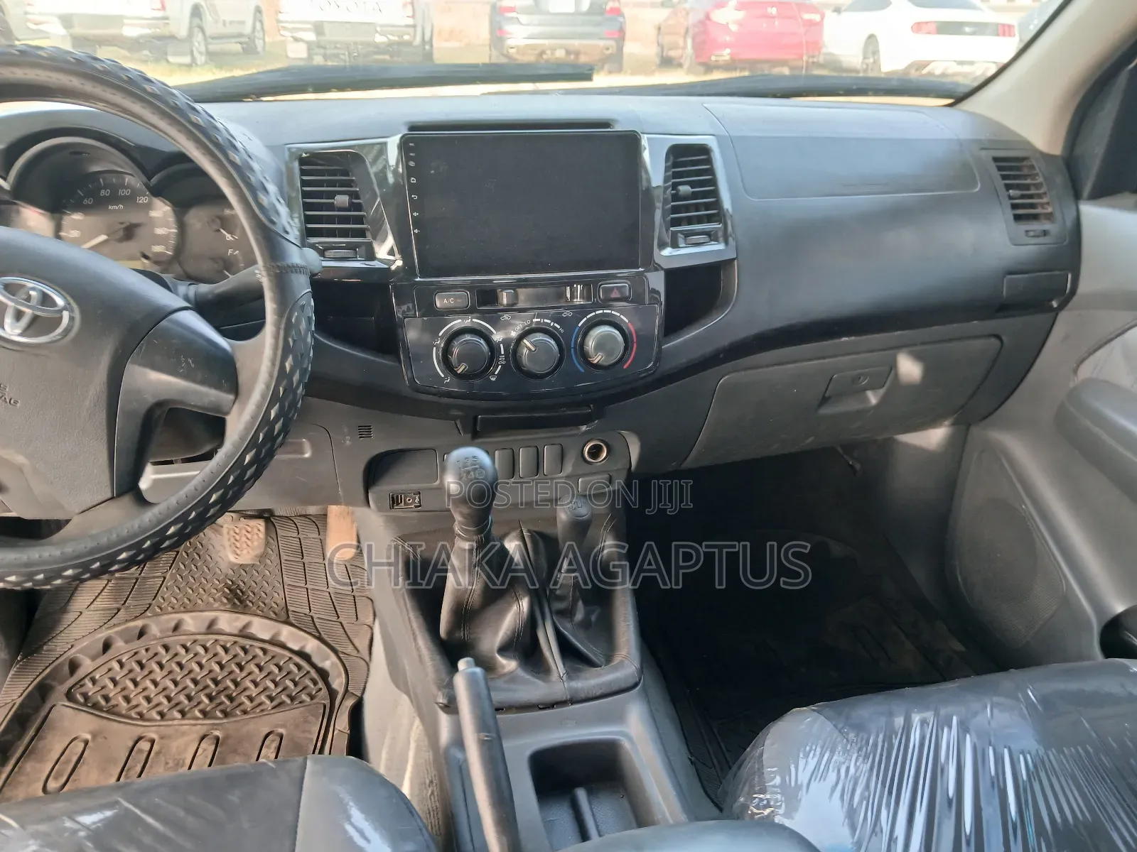 Toyota Hilux 2013 White