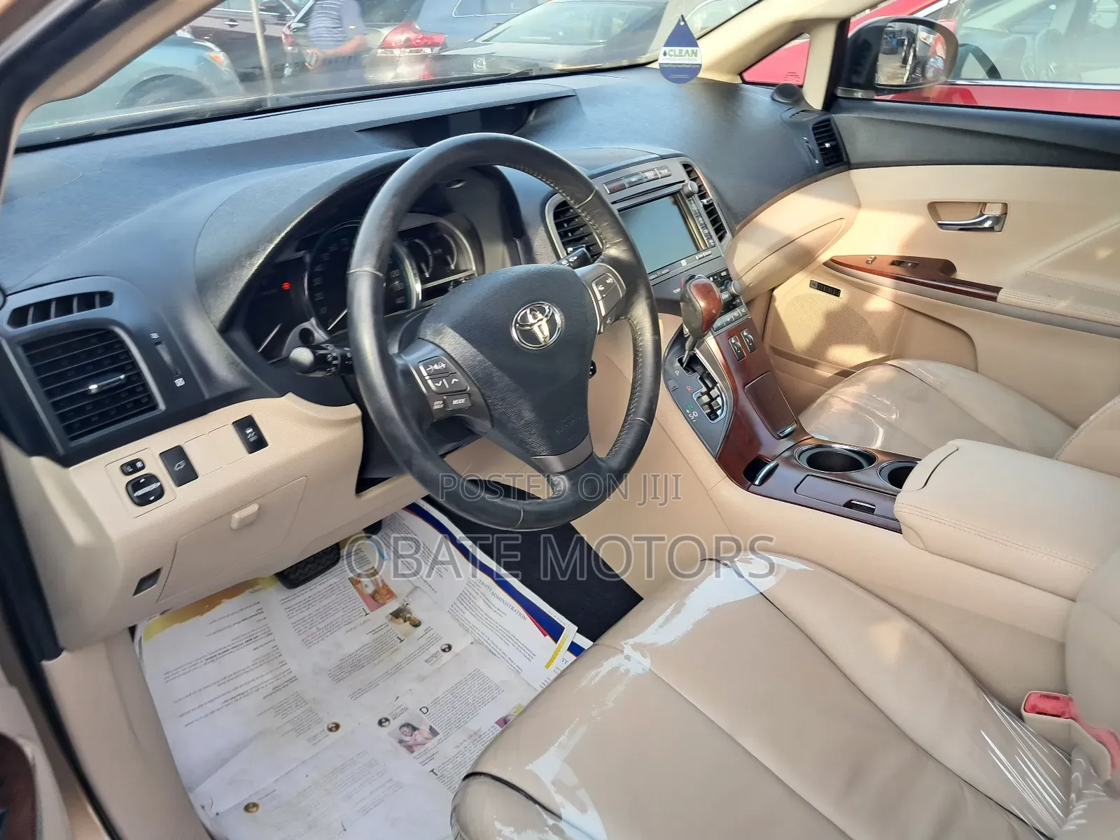 Toyota Venza V6 AWD 2010 Gold