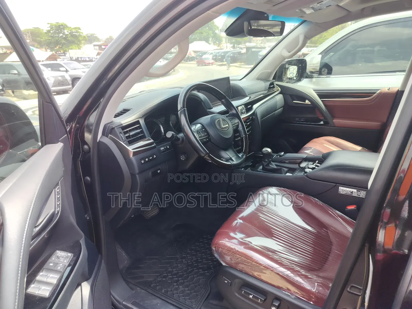 Lexus LX 570 (5 seats) AWD 2017 Black