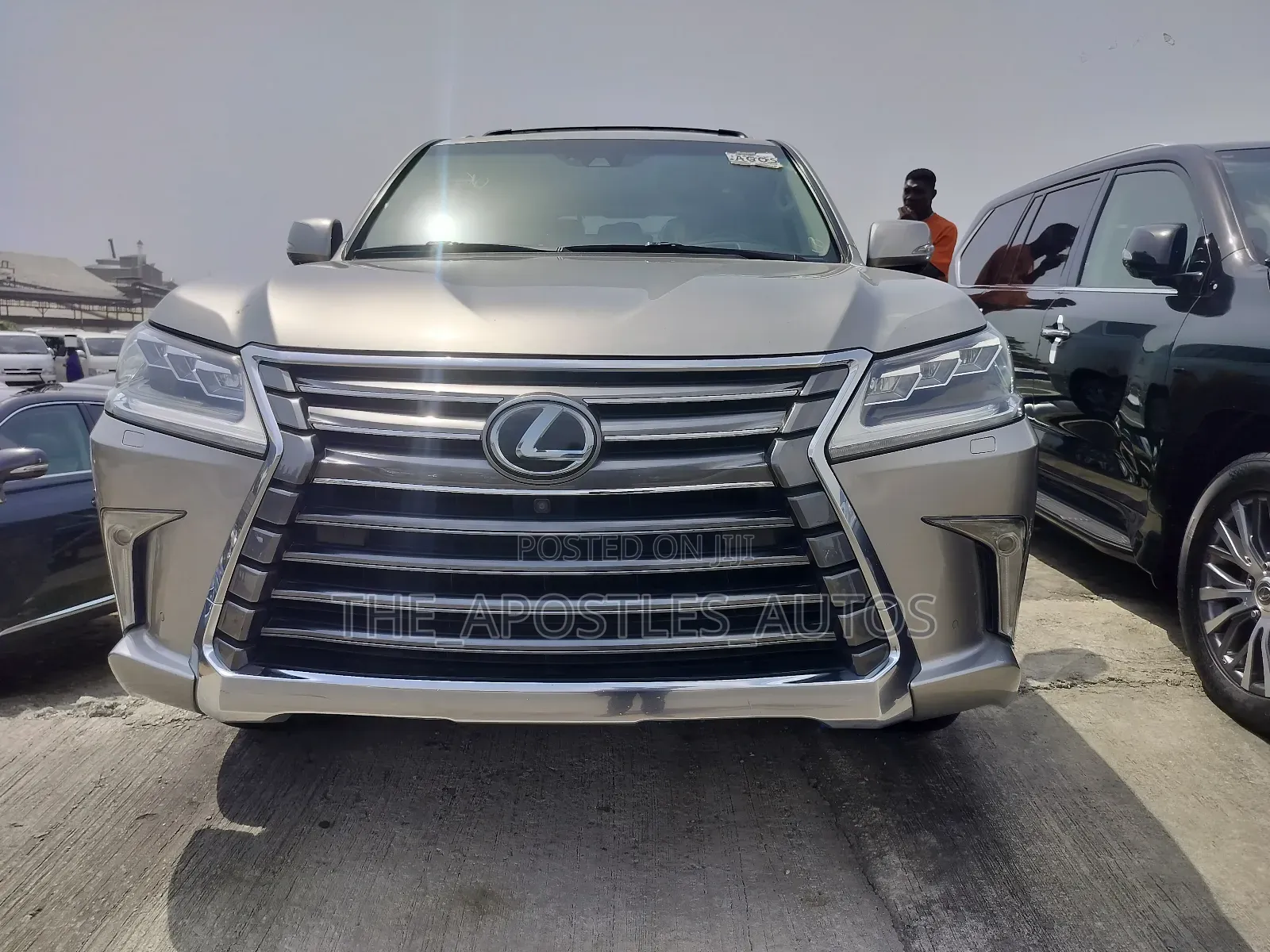 Lexus LX 570 AWD 2017 Silver