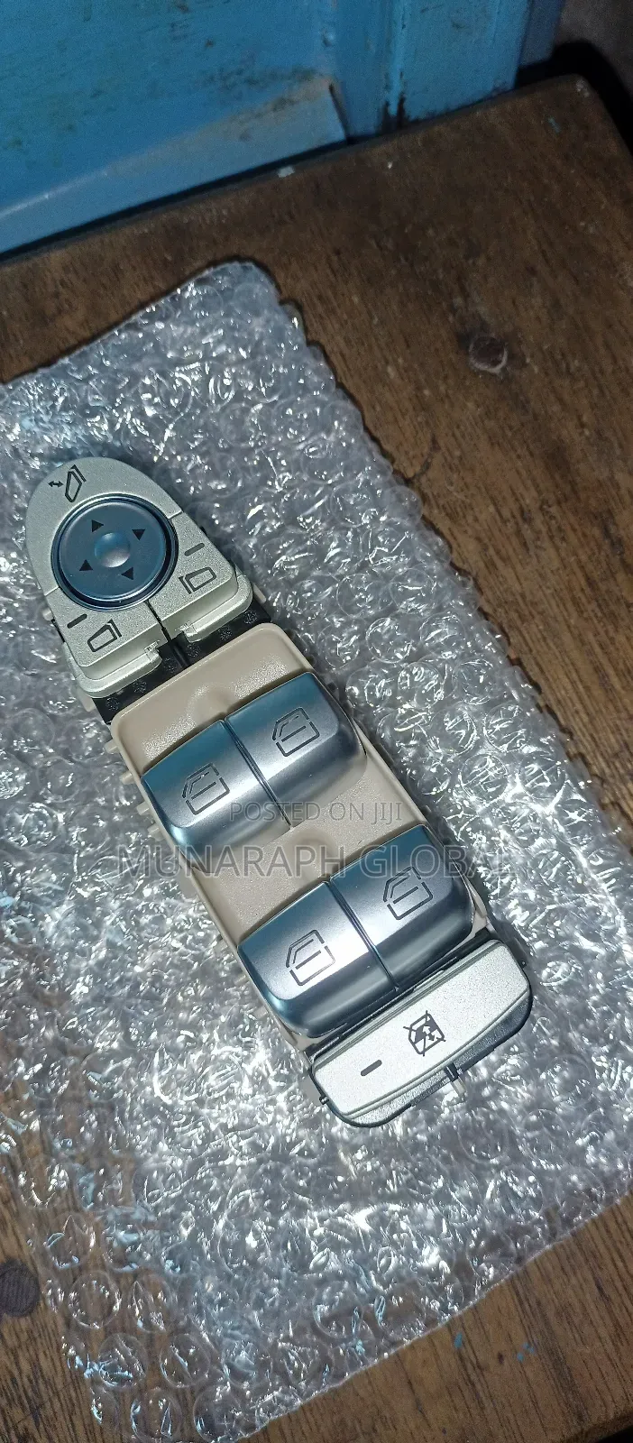 Mercedes Benz GLC 300 Window Switch.