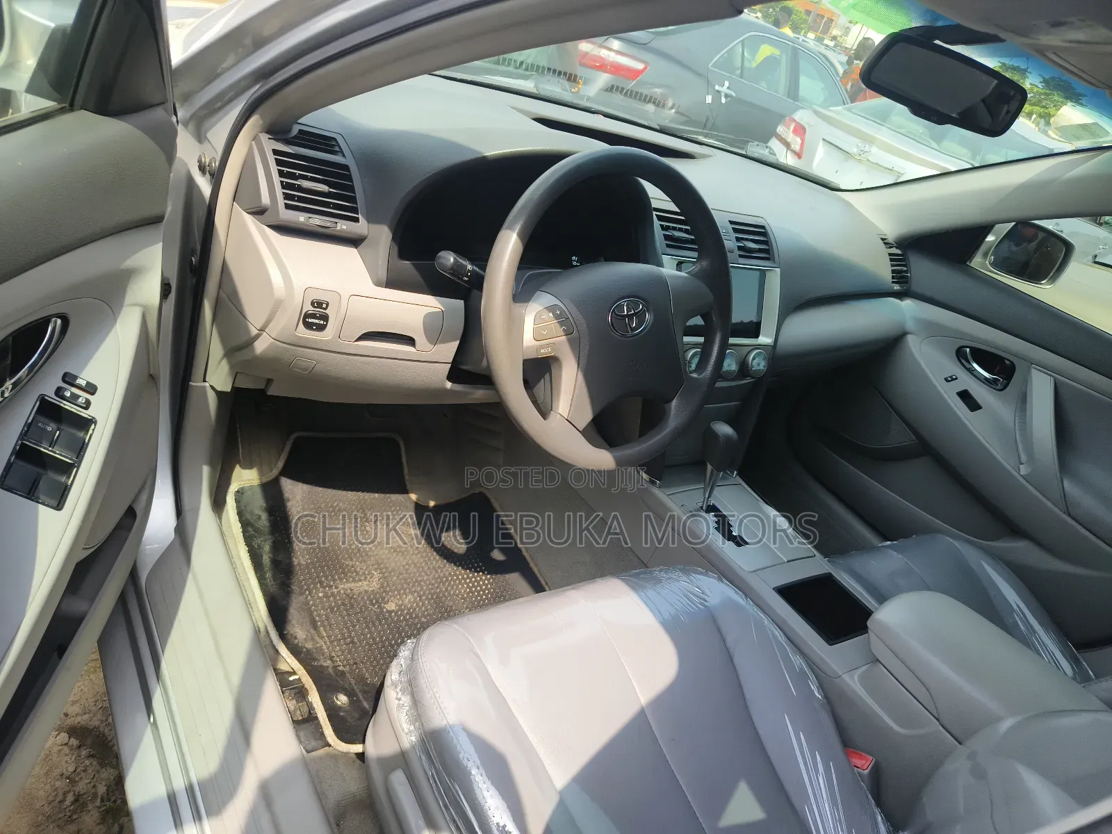 Toyota Camry LE 4dr Sedan (2.4L 4cyl 5A) 2009 Silver