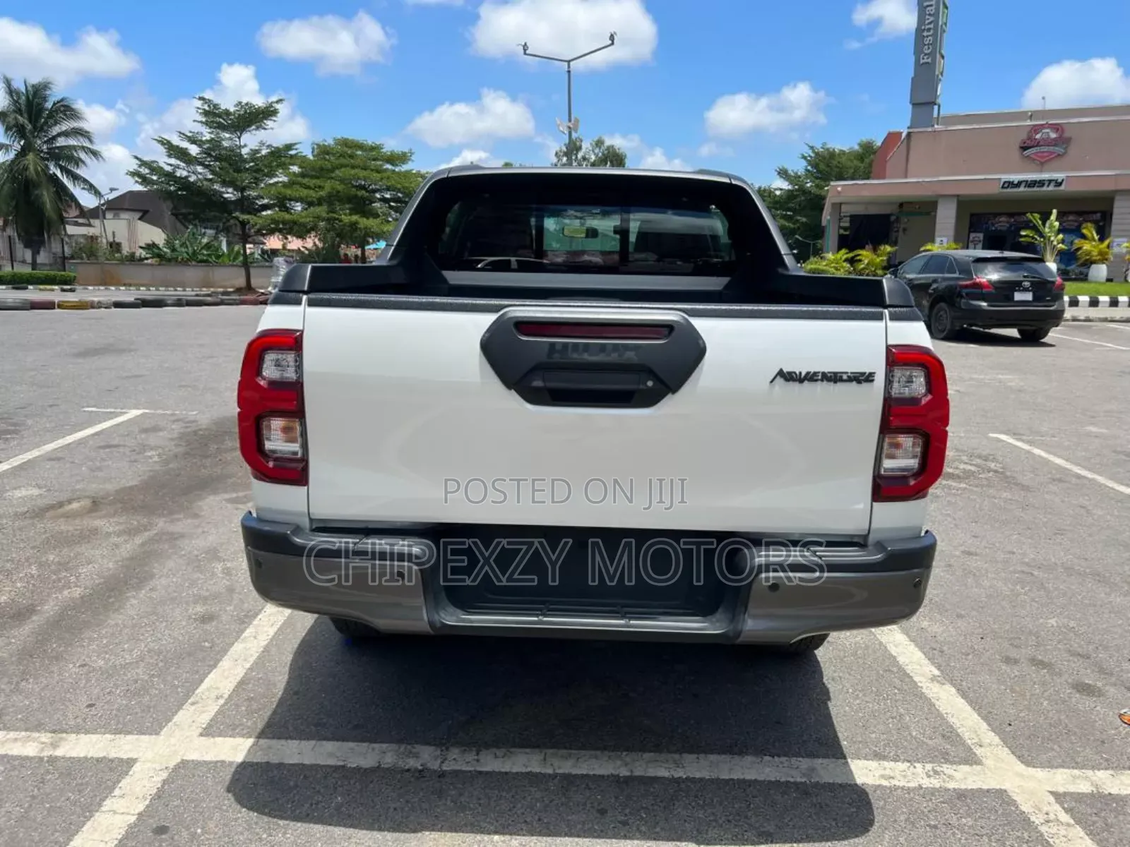 Toyota Hilux Revo Double Cab Petrol 2.7 AWD 2022 White