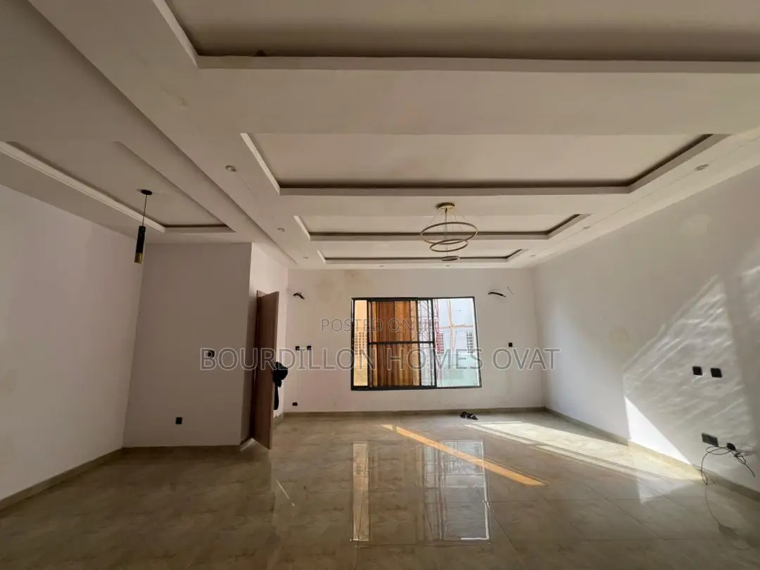 4bdrm Duplex in Ikate for sale