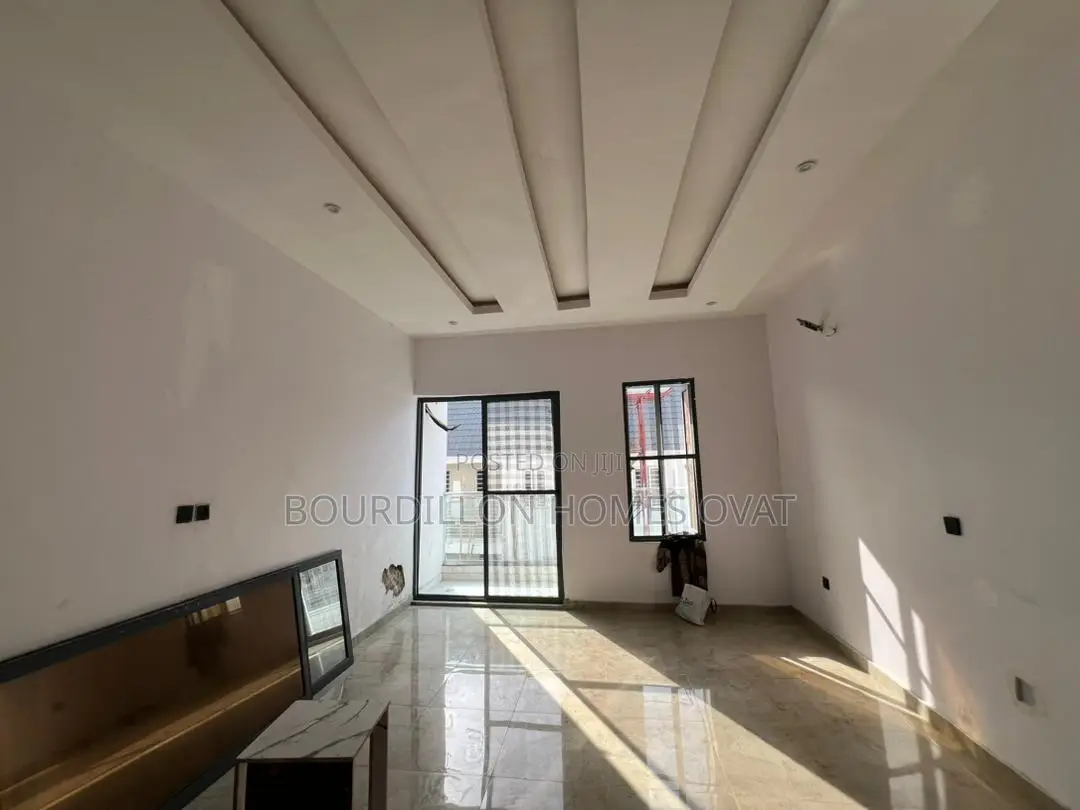 4bdrm Duplex in Ikate for sale