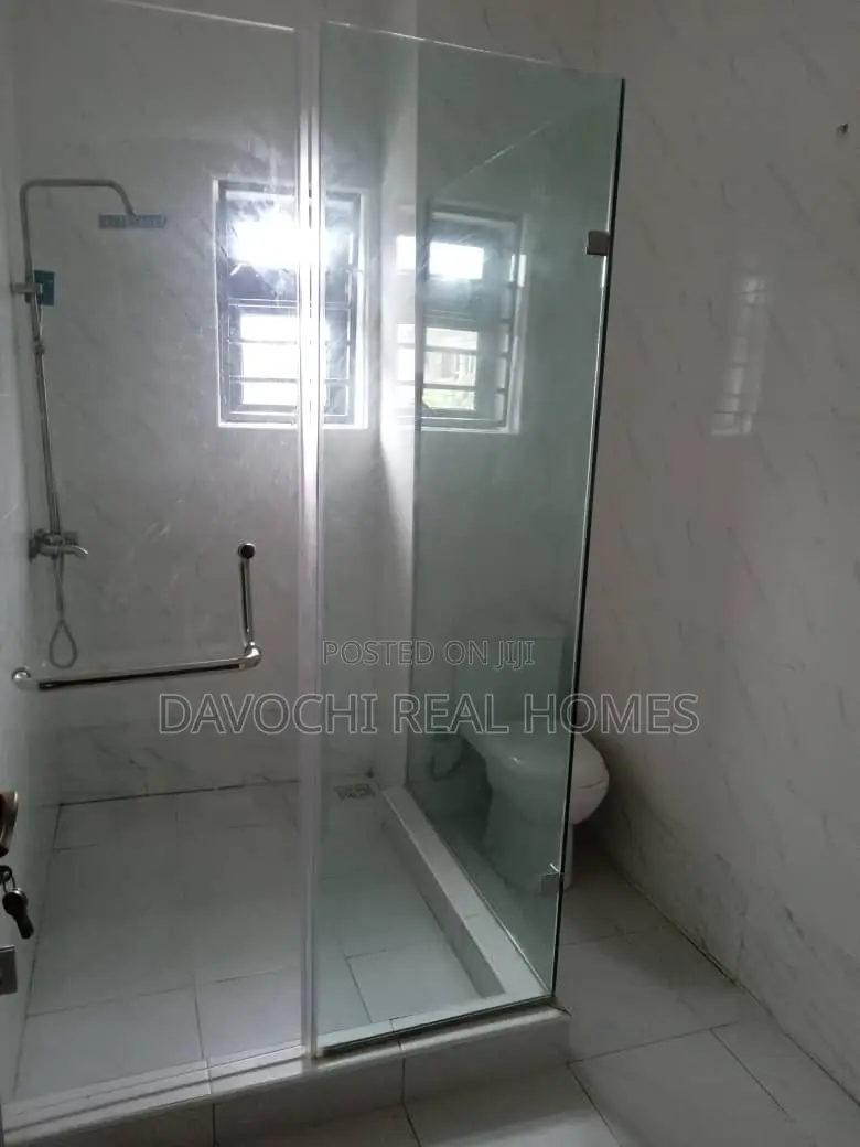 Furnished 3bdrm Apartment in Lakowe for rent
