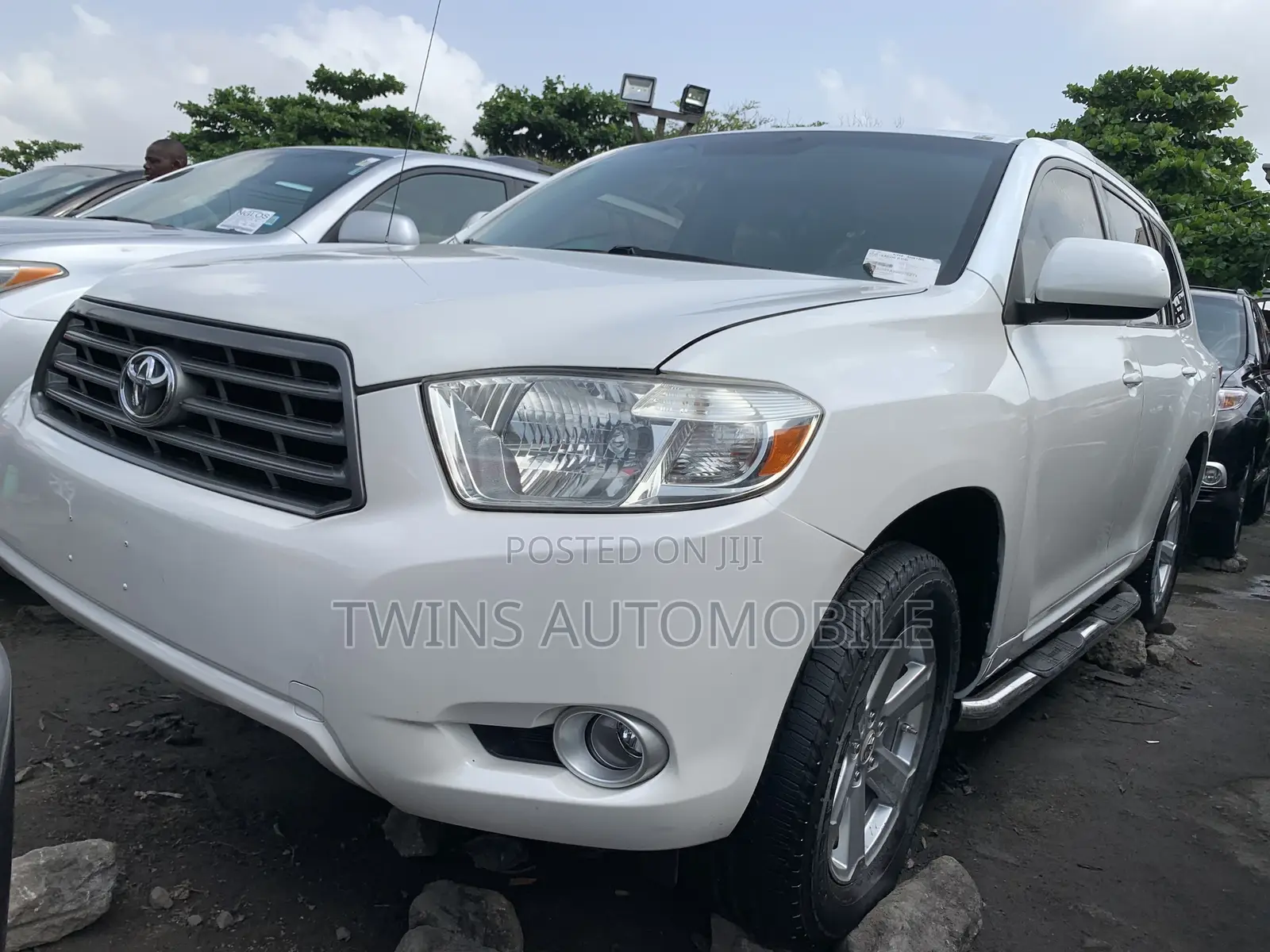 Toyota Highlander Limited 2010 White