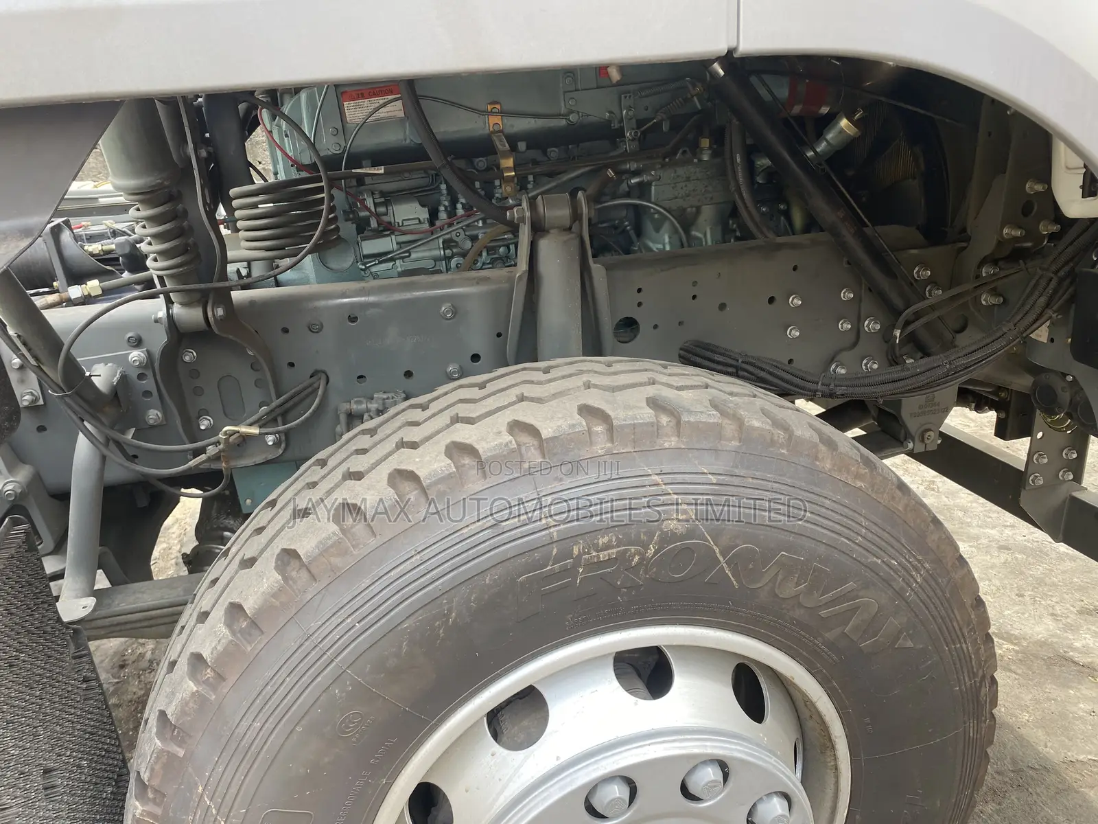 2019 Model Howo 371 Tractor Head