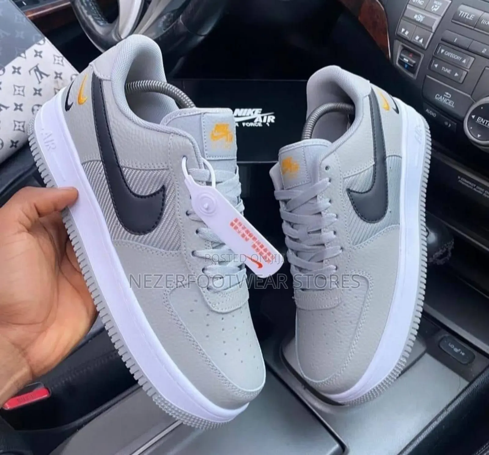 Quality Nike Airforce1 Unisex Sneakers.
