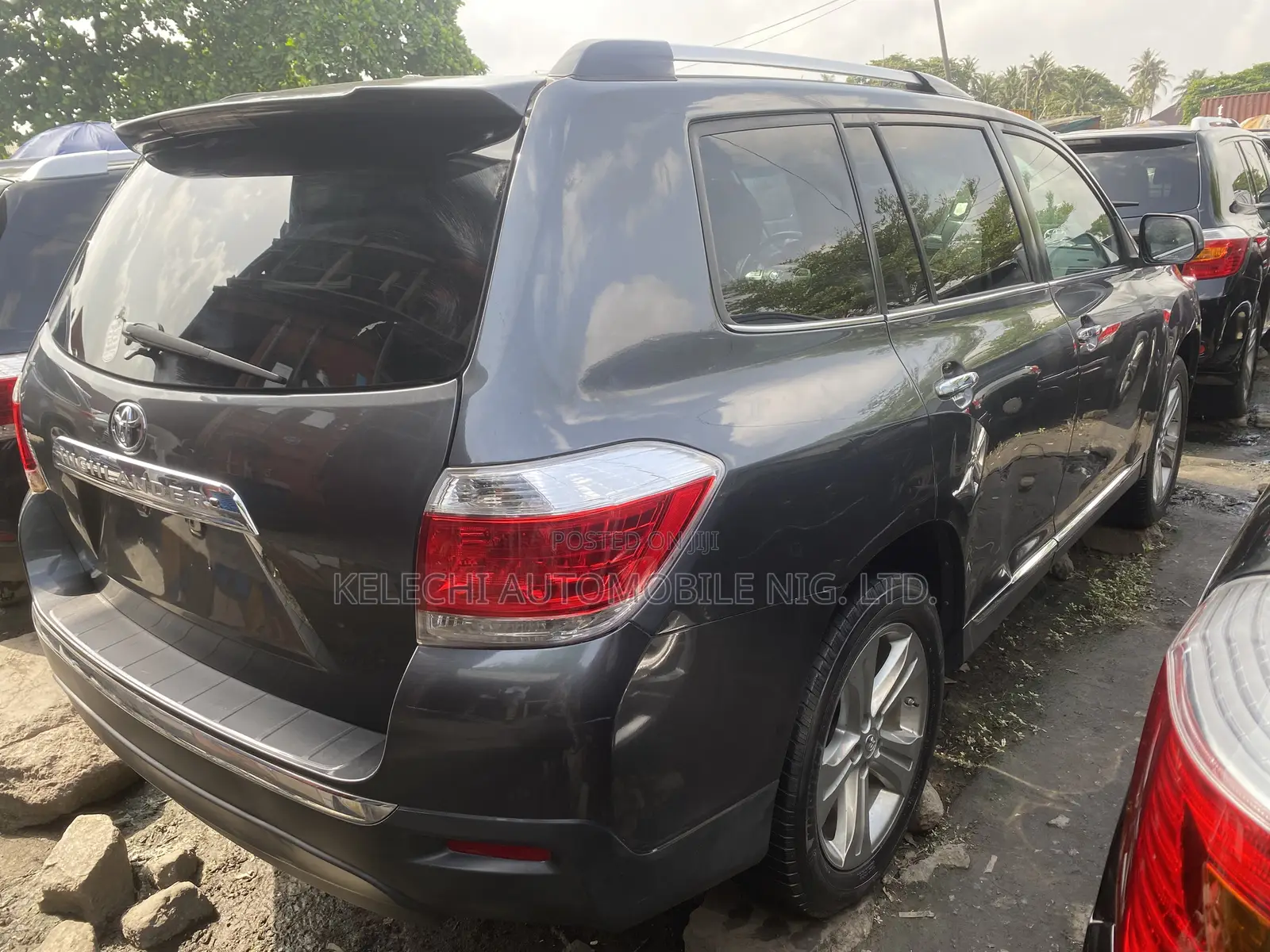 Toyota Highlander Limited 2012 Gray