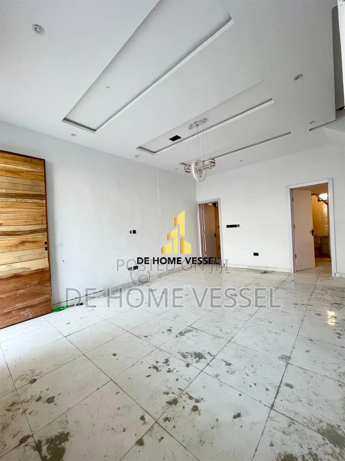 4bdrm Townhouse/Terrace in Ikota for Sale