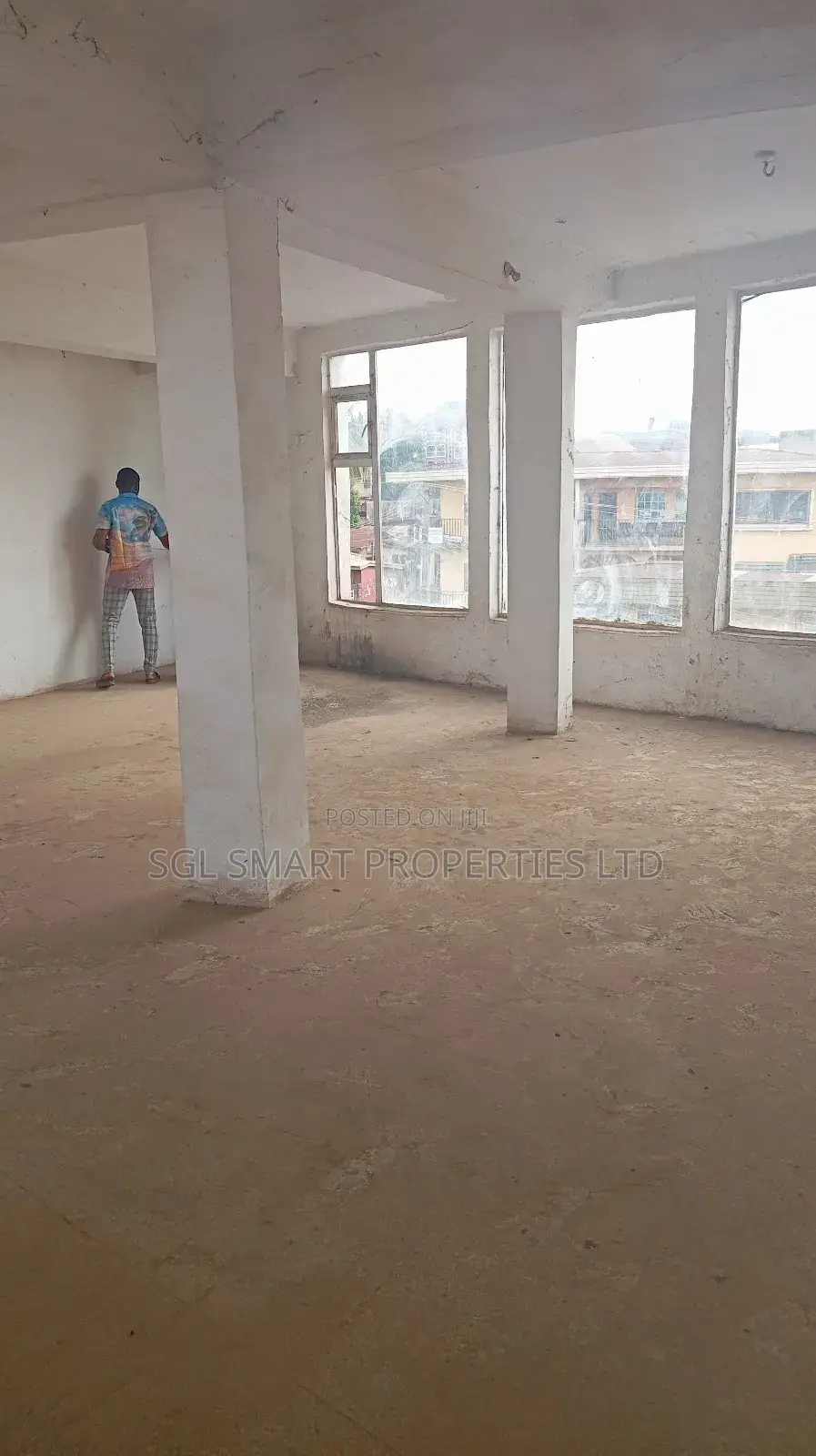 Large Office Space to Let