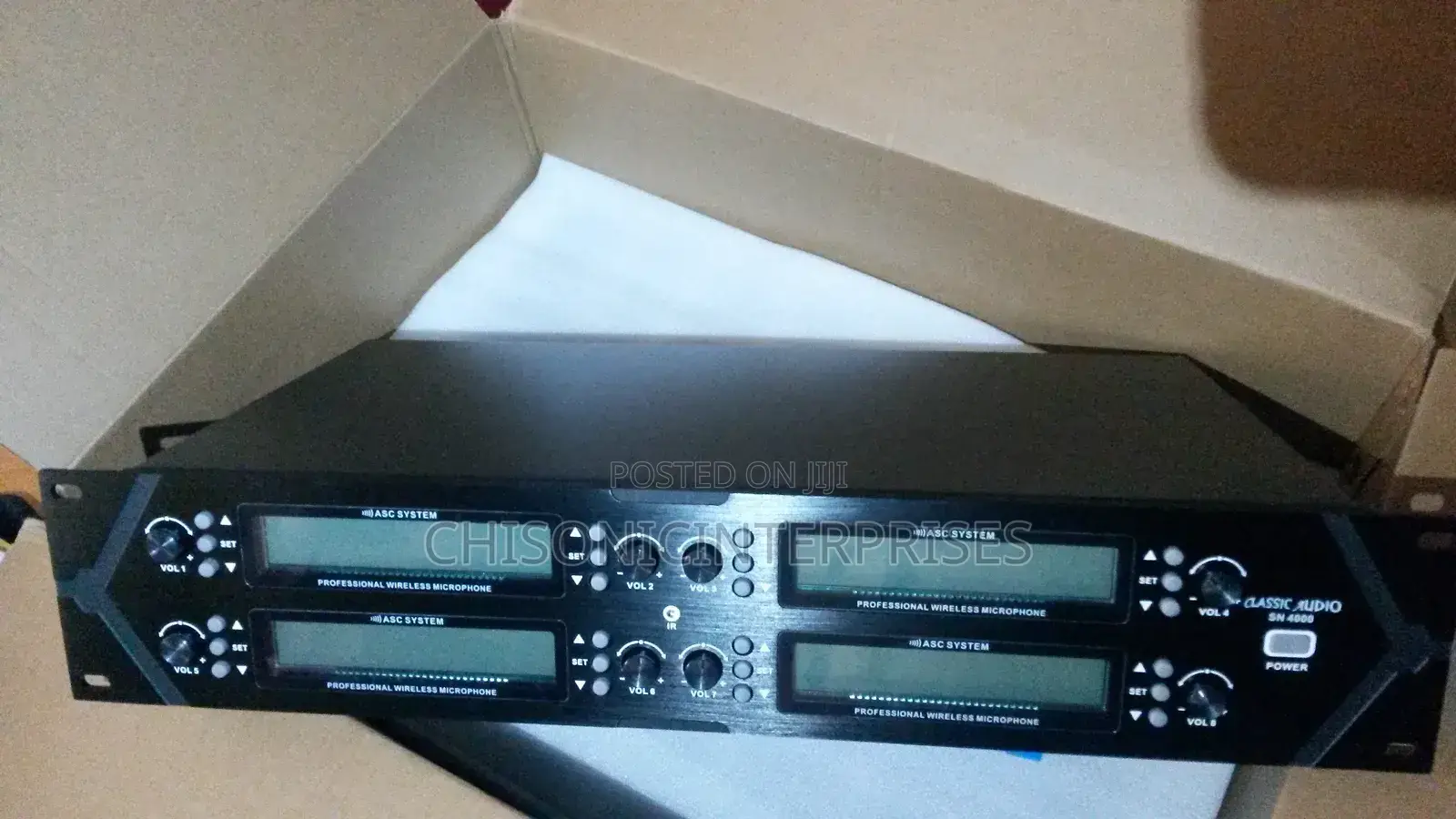 Classic Audio Wireless Mic 8 In 1 Can Be Used Anywhere