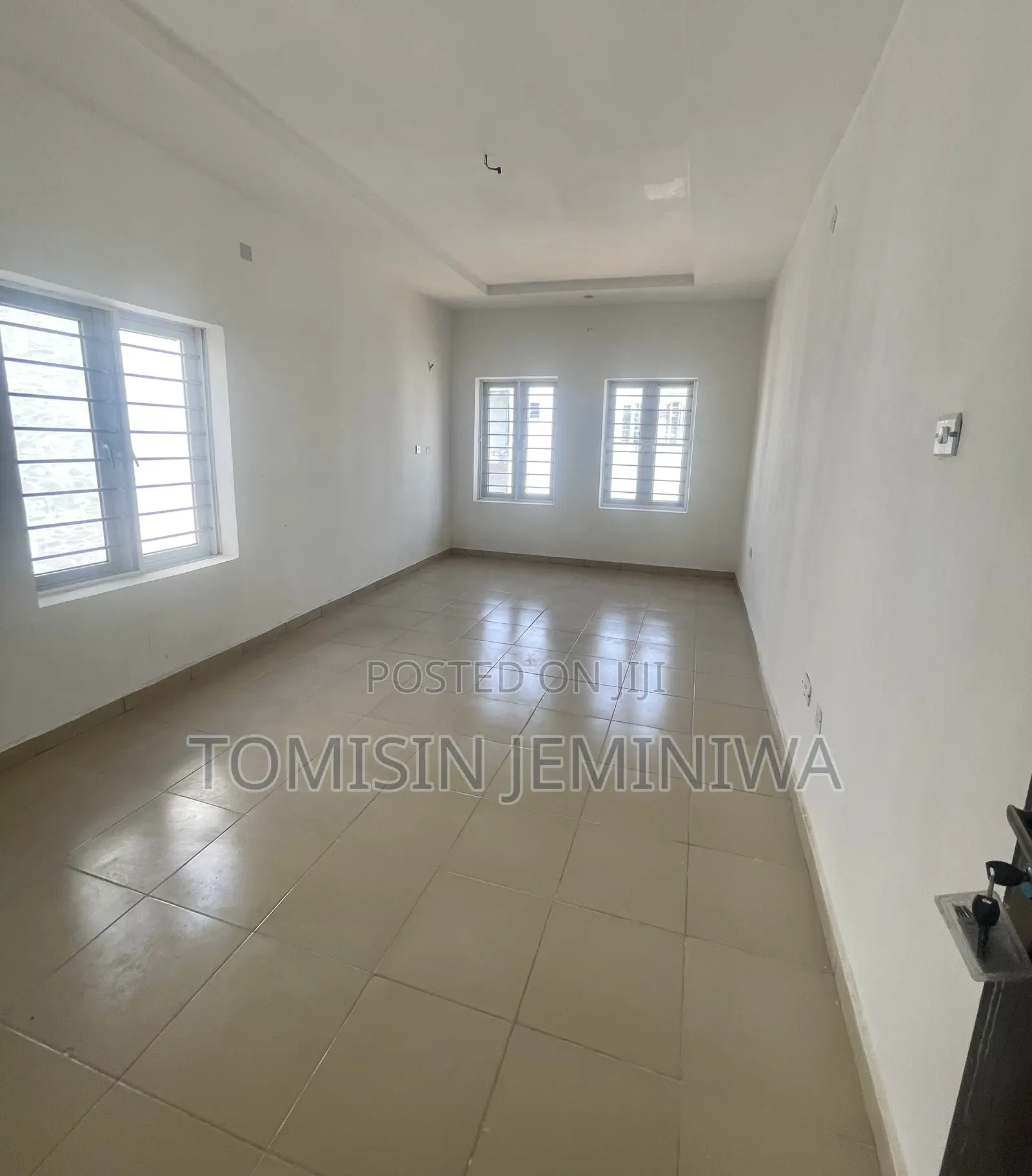 Furnished 3bdrm Block of Flats in Pacific Estate, Kubwa for sale
