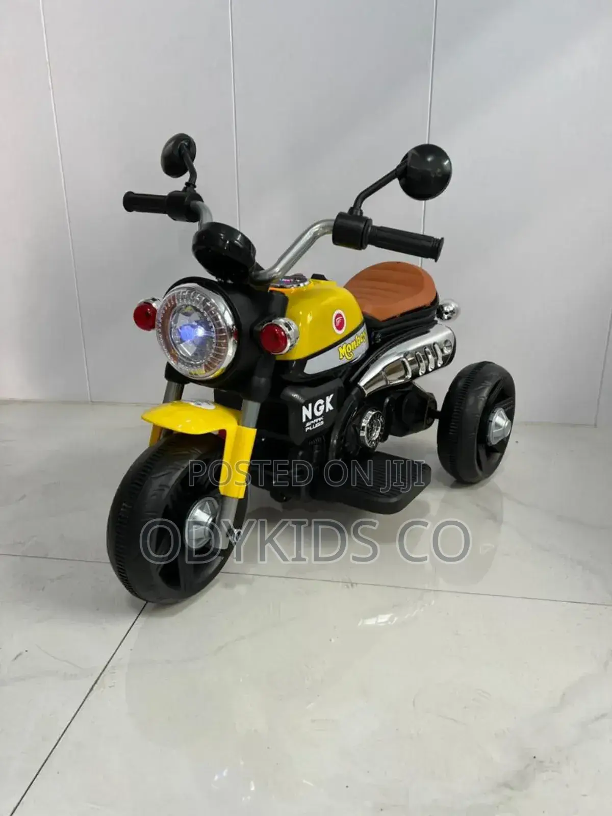 Kids Staranddaisy 3 Wheel Electric Mini Motor Bike