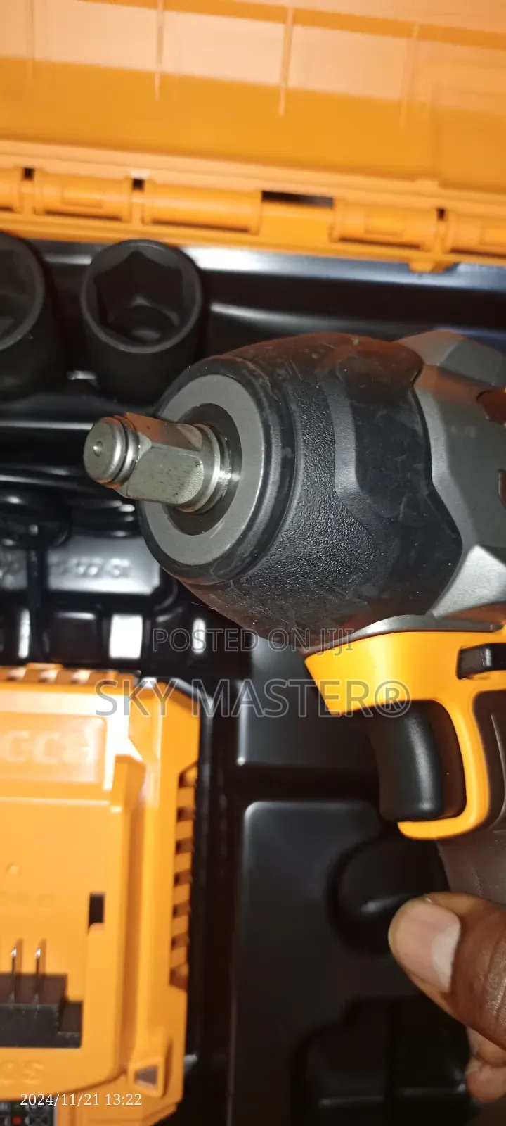 Ingco Cordless Impact Wrench With 4.0ah Battery