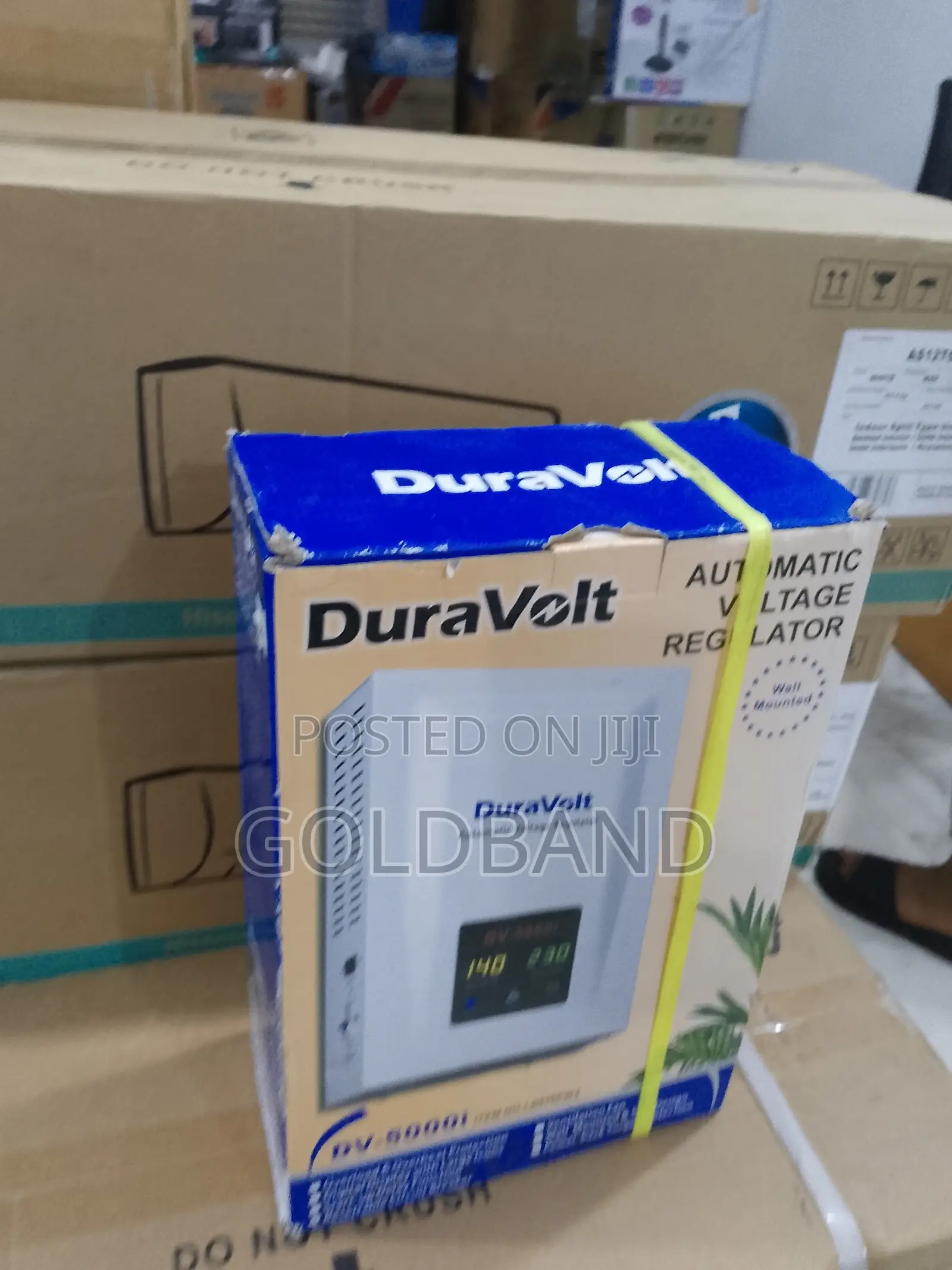 Duravolt 5000W Quiet Operation Wall Mounted Stabilizer