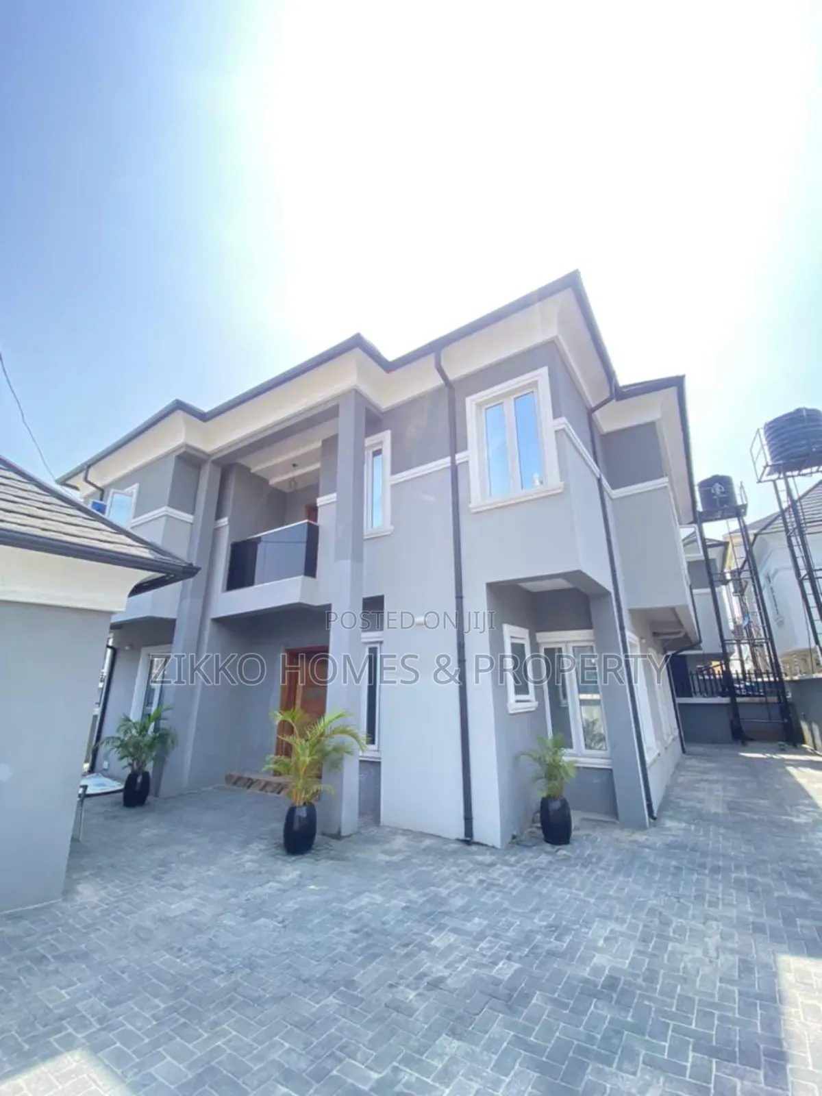 5bdrm Duplex in Ikate, Lekki for sale