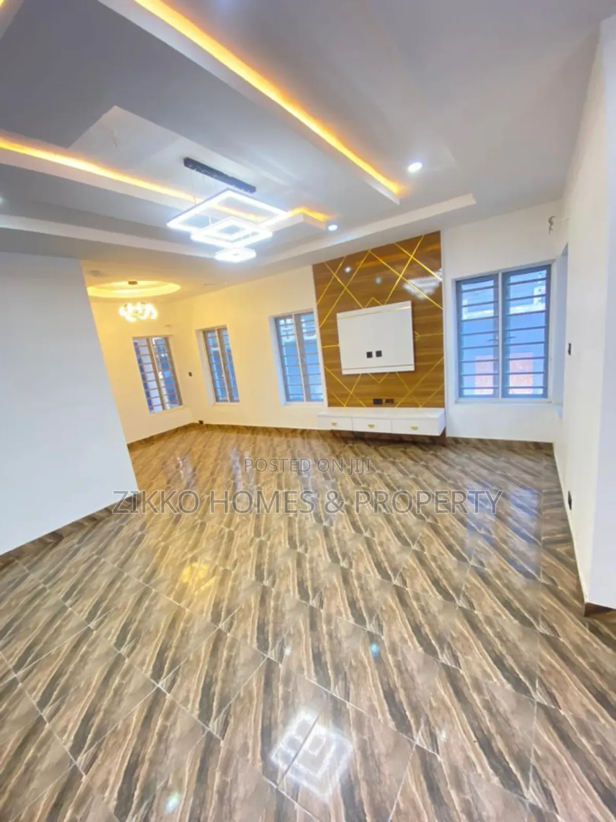 5bdrm Duplex in Ikate, Lekki for sale
