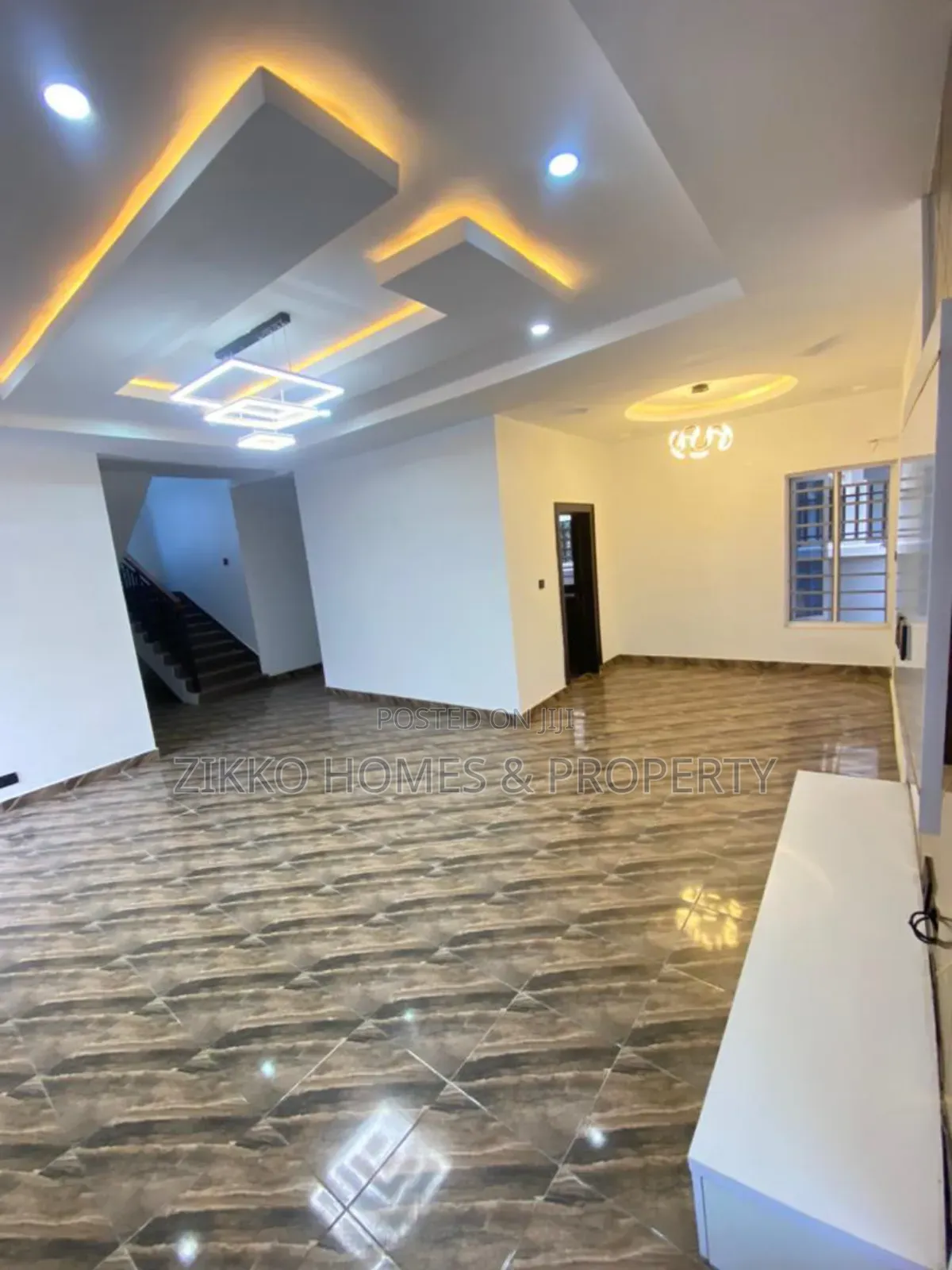 5bdrm Duplex in Ikate, Lekki for sale