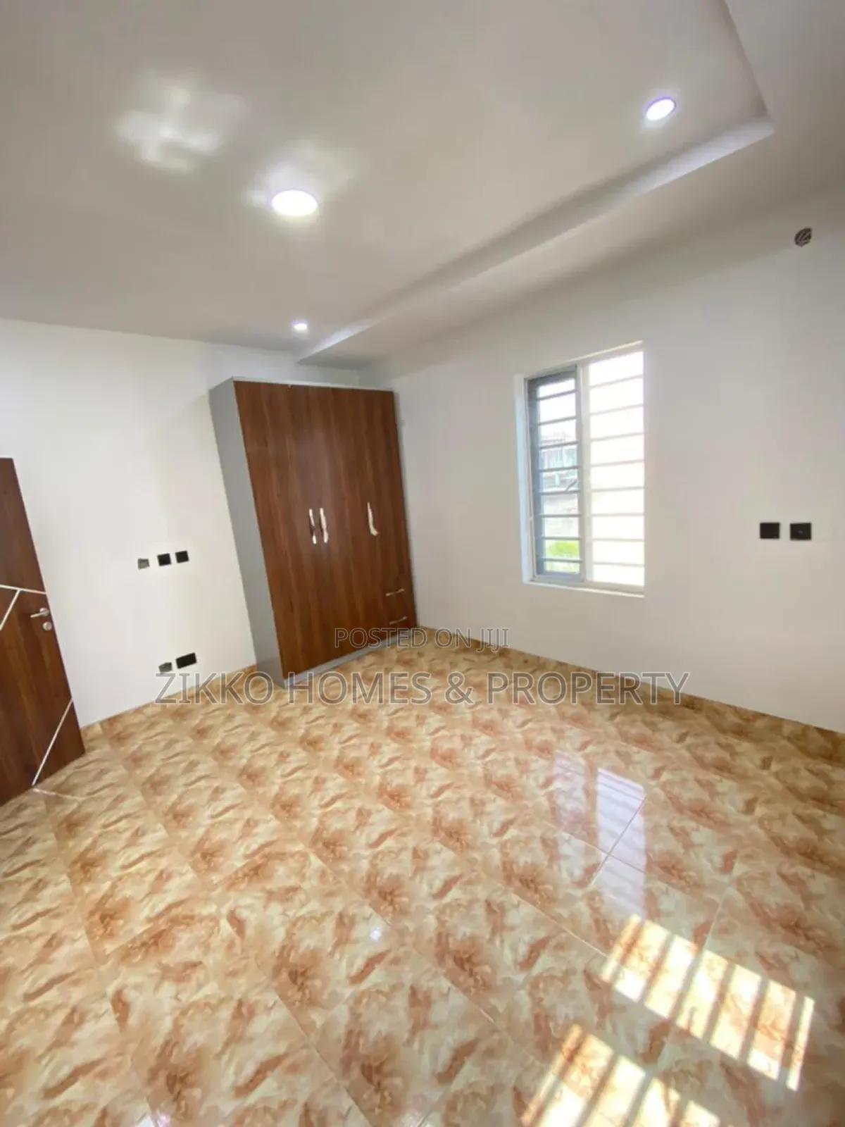 5bdrm Duplex in Ikate, Lekki for sale