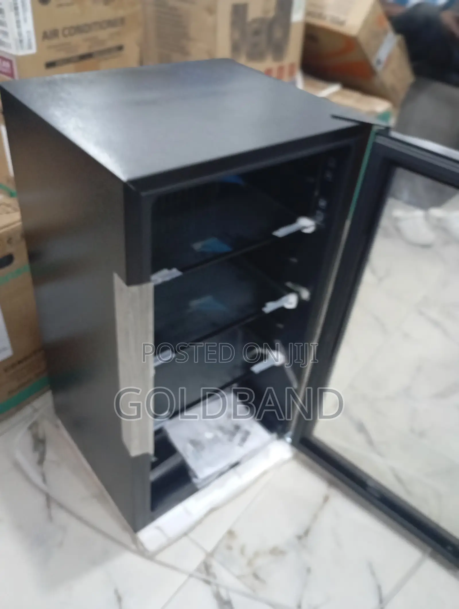 Hisense 91L Showcase Chiller Jc-94