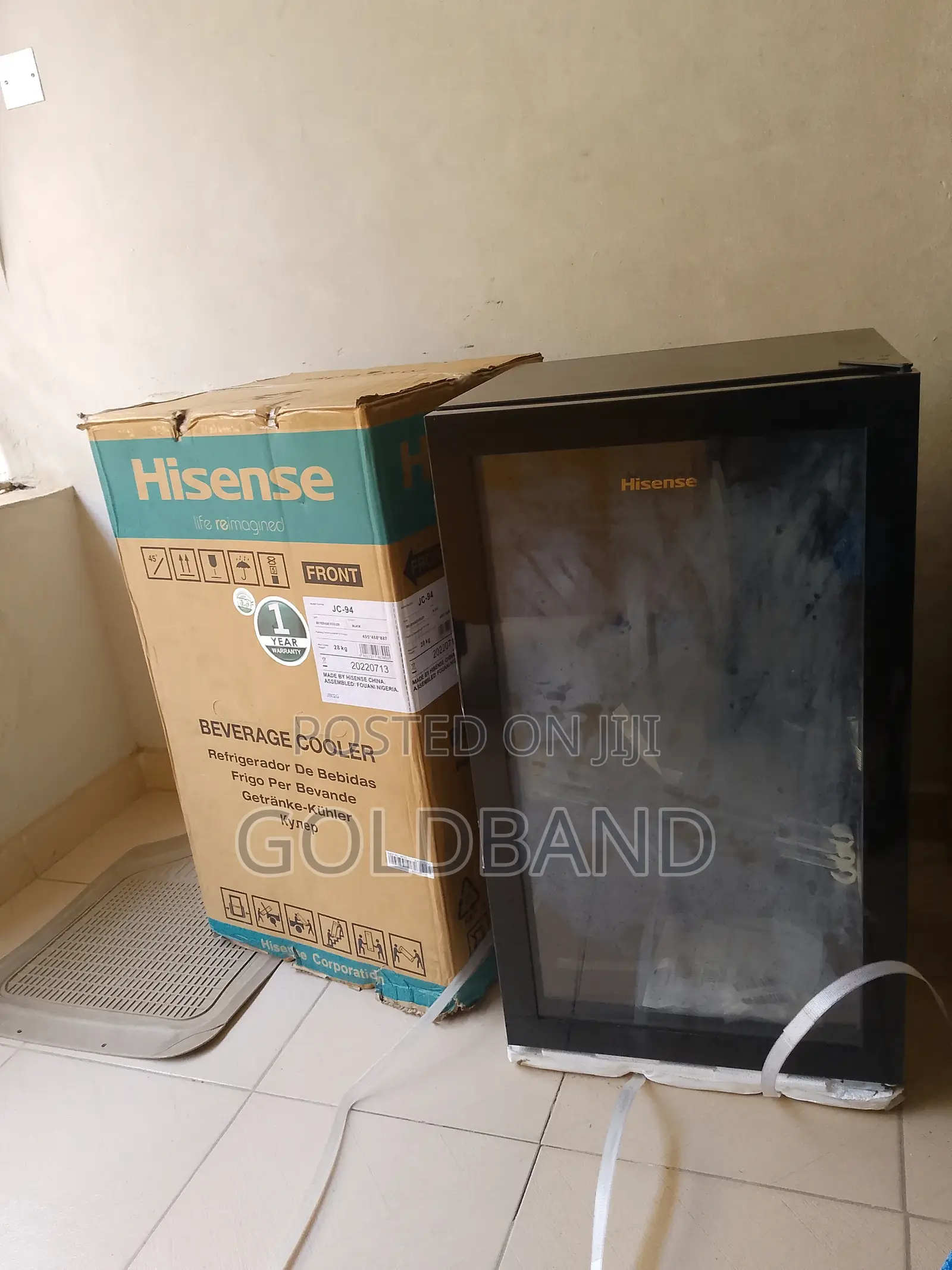 Hisense 91L Instant-Chilling Beverage Showcase Cooler Jc-94
