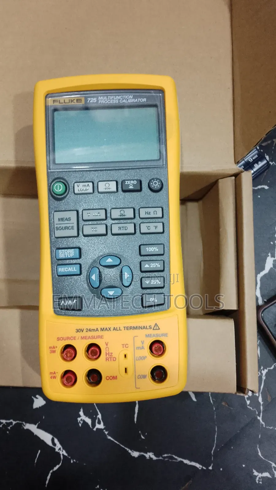 Fluke 725 Multimeter