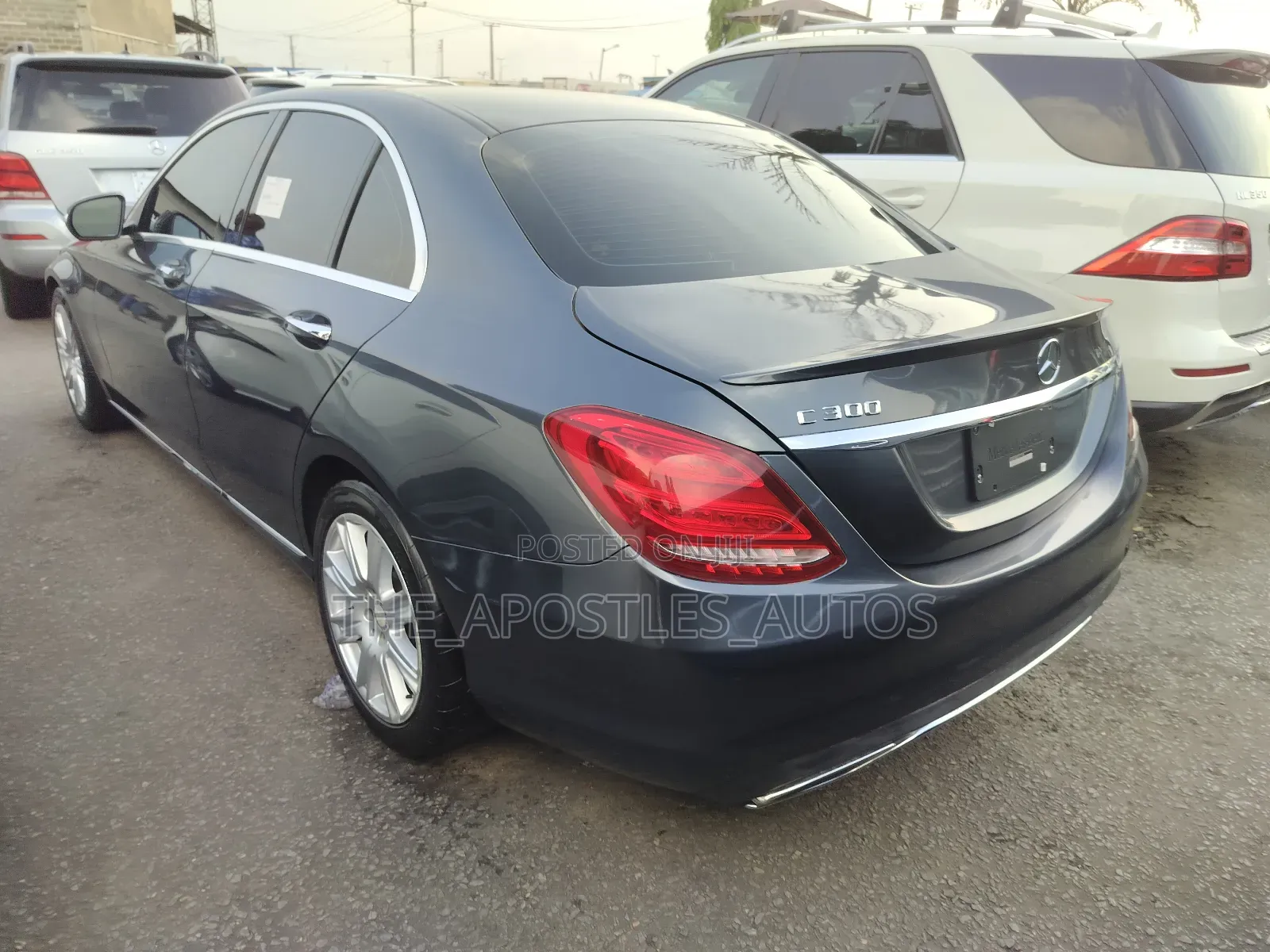 Mercedes-Benz C300 2016 Gray