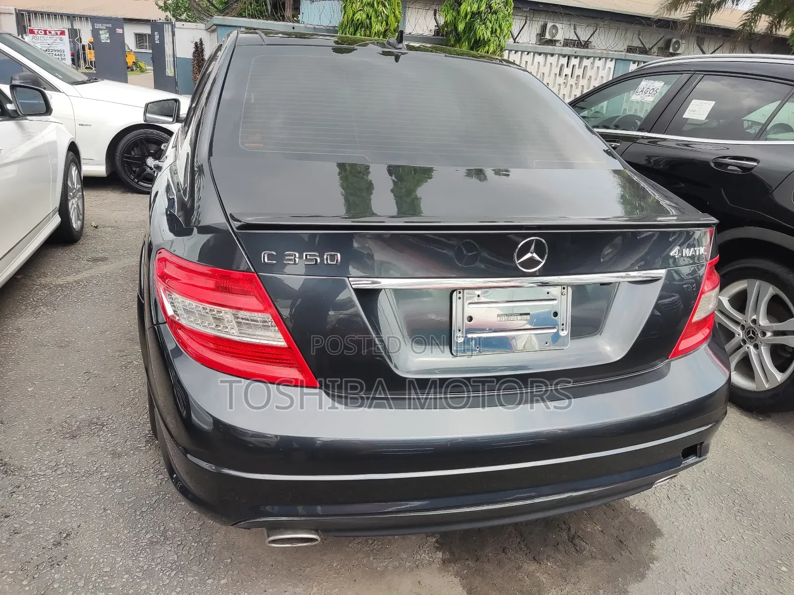 Mercedes-Benz C300 2011 Gray